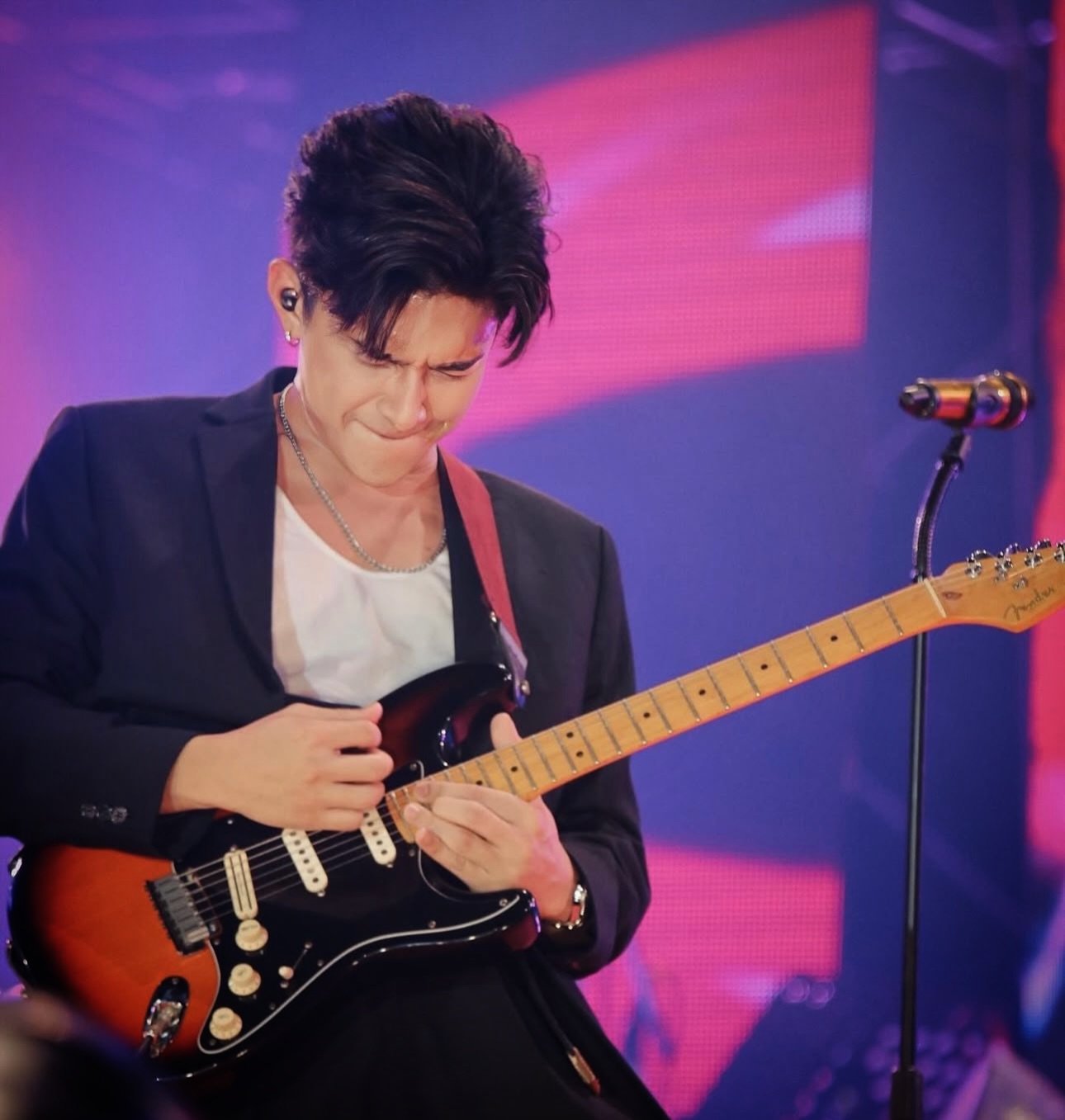 โหน - ธนากร ศรีบรรจง