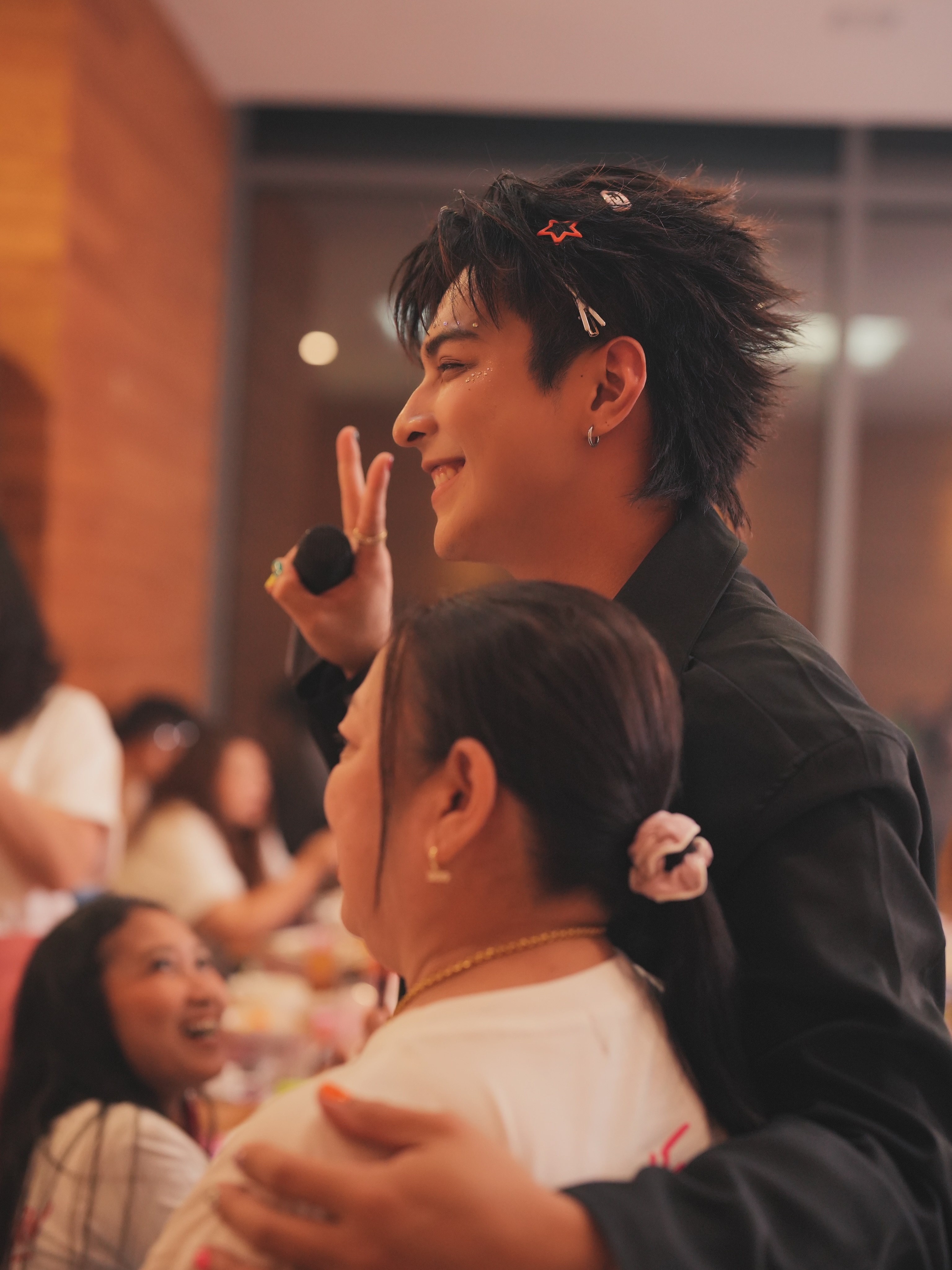 โหน - ธนากร ศรีบรรจง