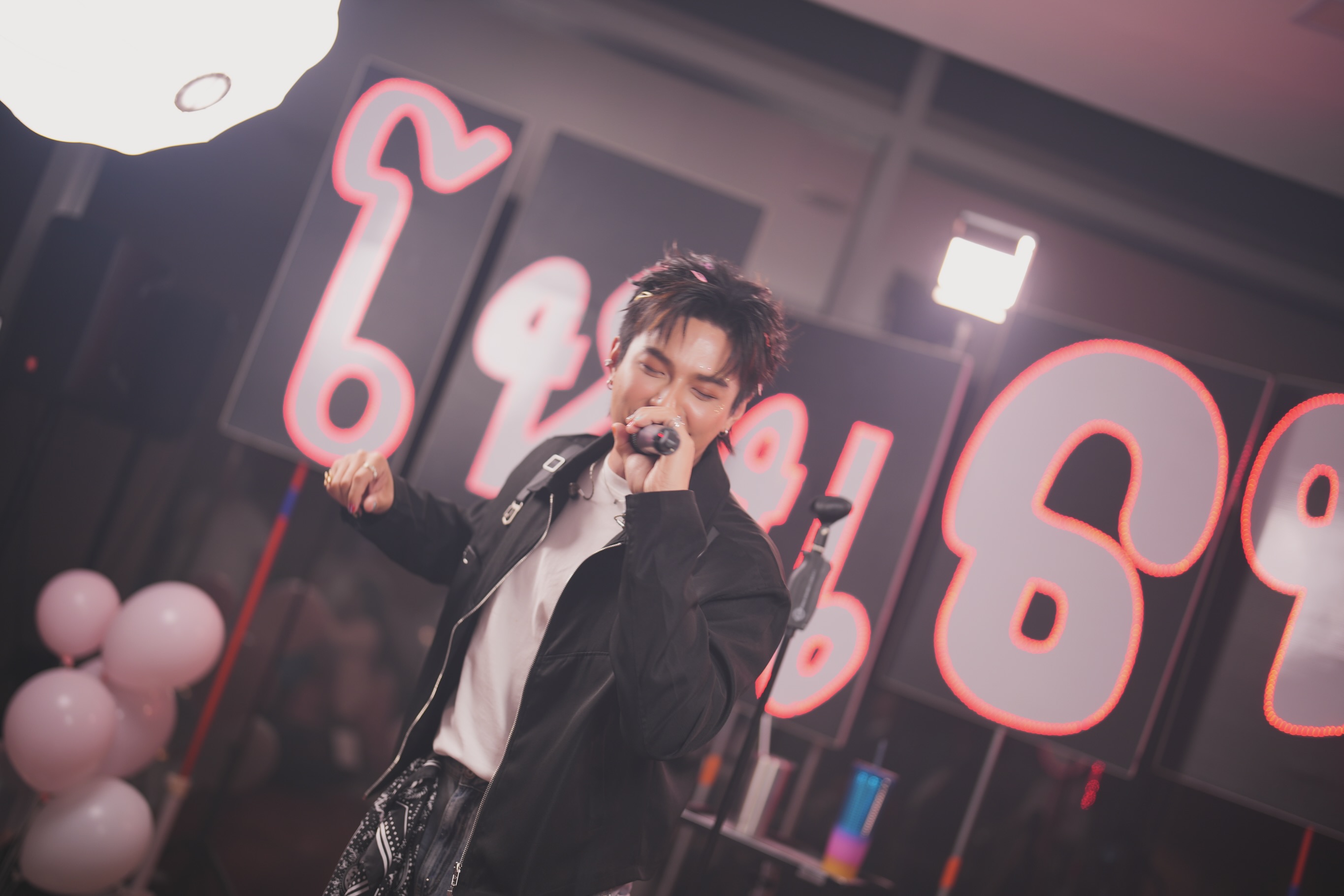 โหน - ธนากร ศรีบรรจง