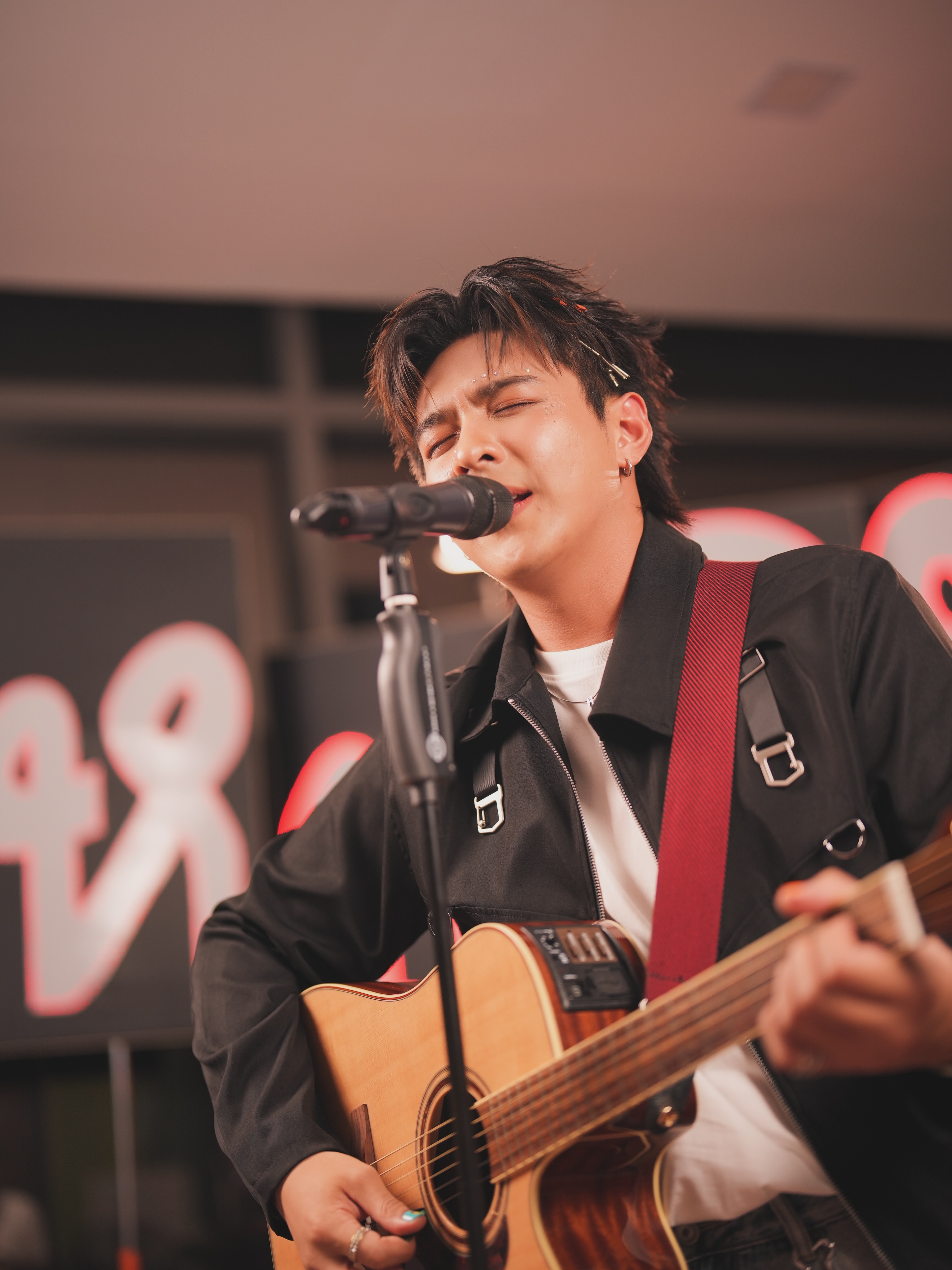 โหน - ธนากร ศรีบรรจง