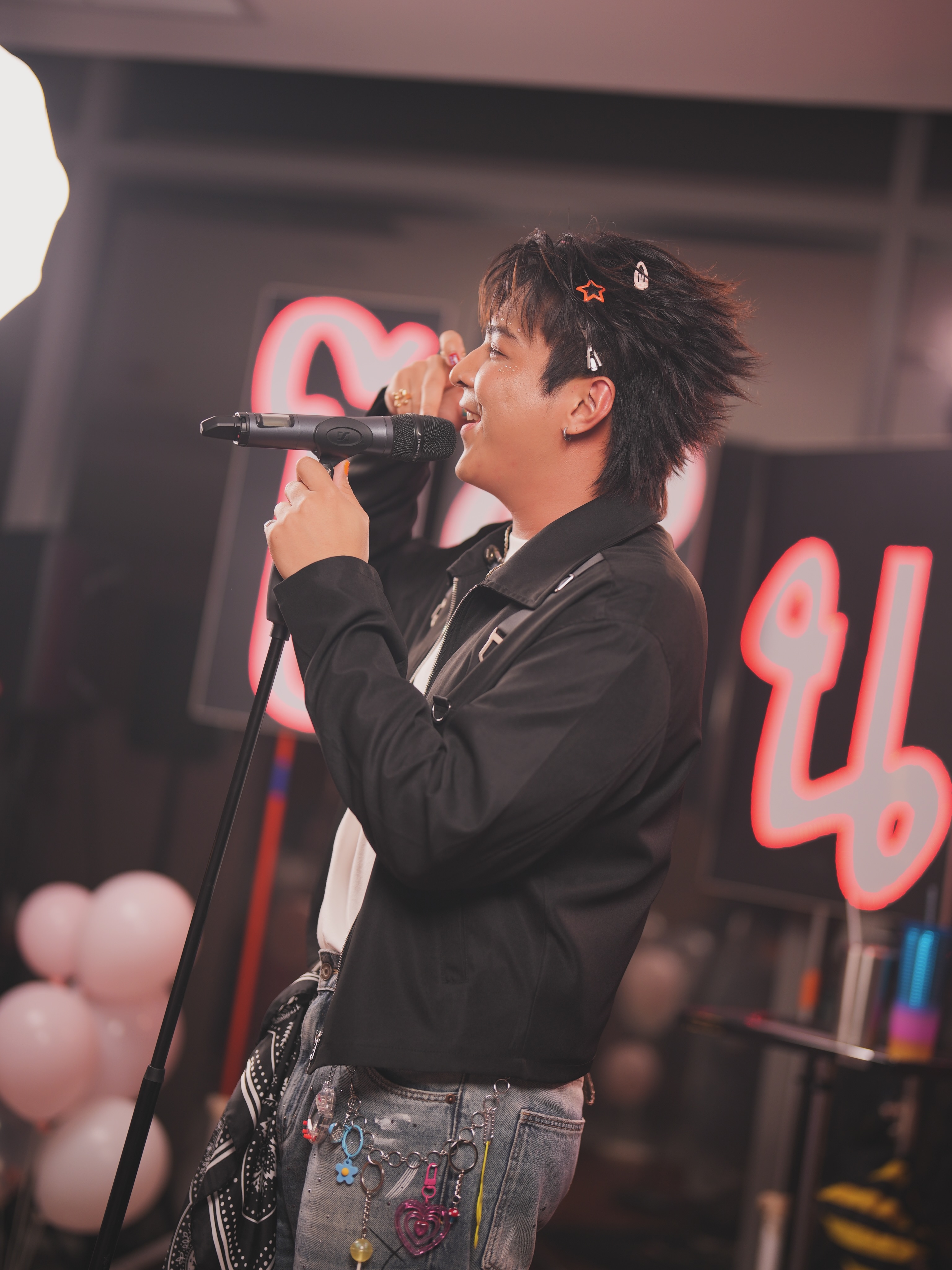 โหน - ธนากร ศรีบรรจง