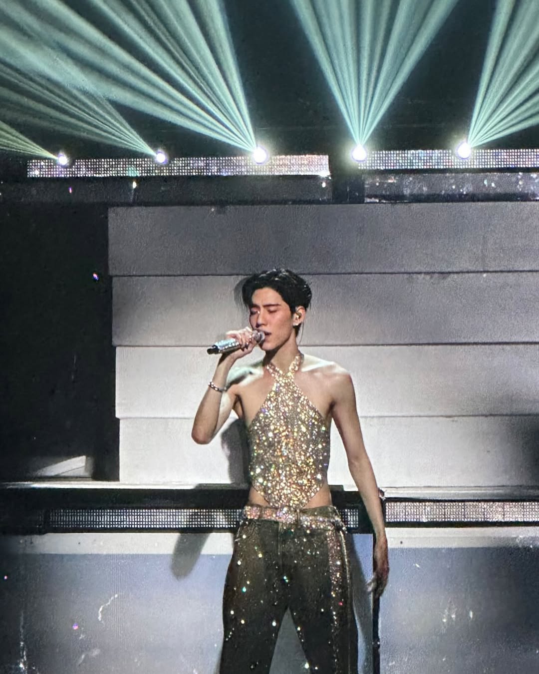 เอมมี่ - มรกต กิตติสาระ