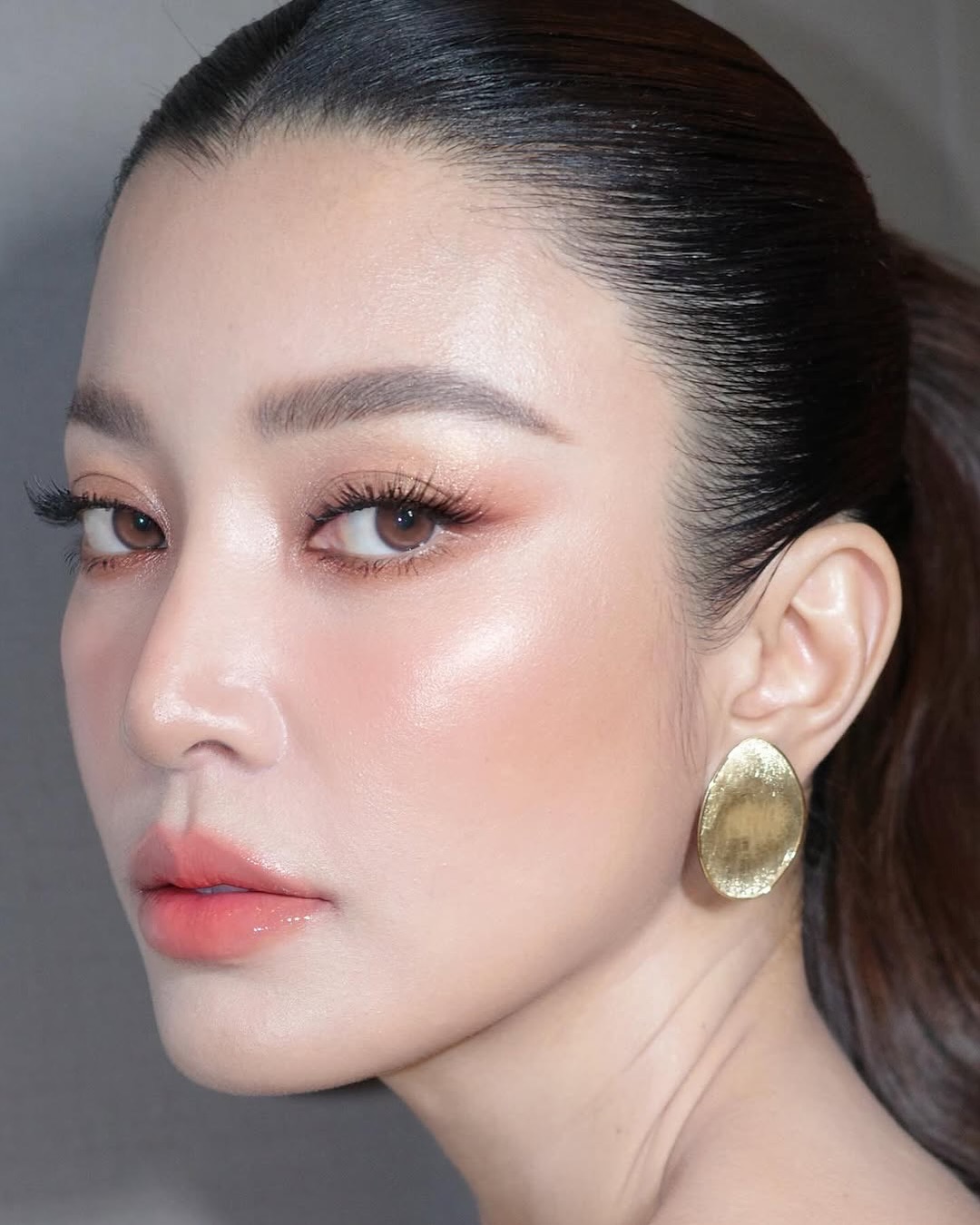 เอมมี่ - มรกต กิตติสาระ