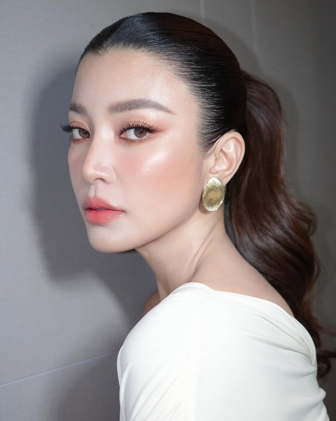 เอมมี่ - มรกต กิตติสาระ