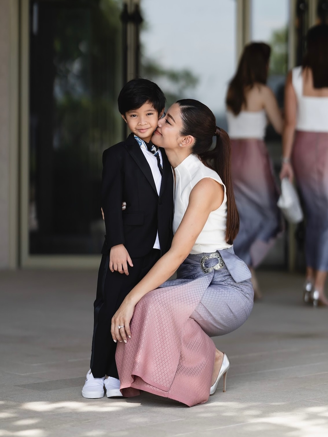 เอมมี่ - มรกต กิตติสาระ