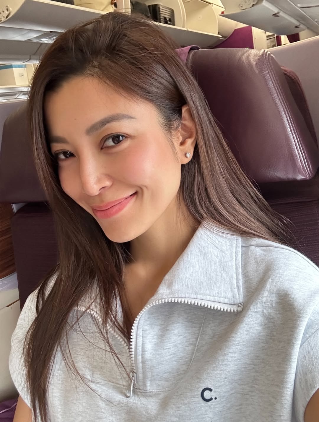 เอมมี่ - มรกต กิตติสาระ
