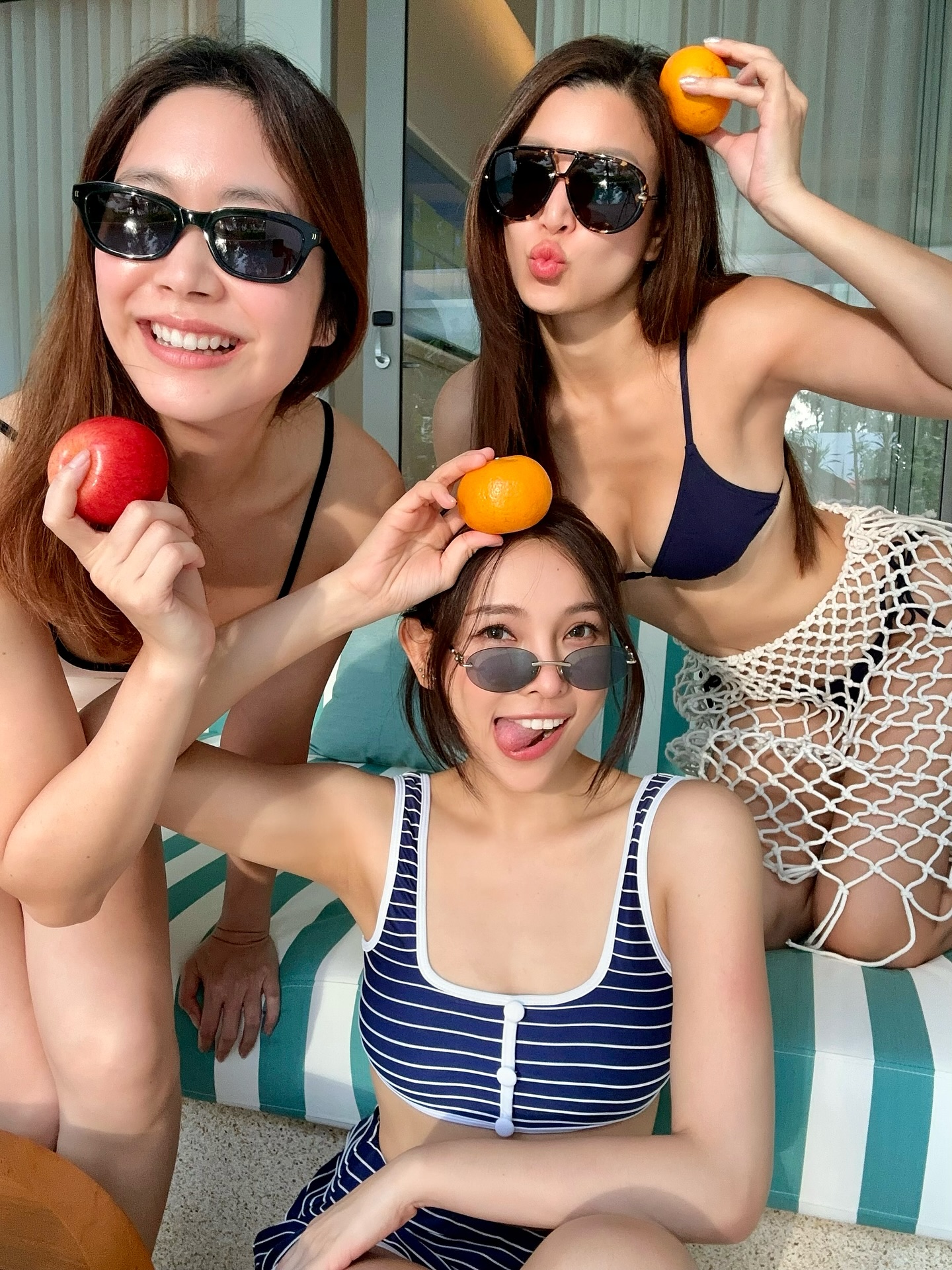 เอมมี่ - มรกต กิตติสาระ