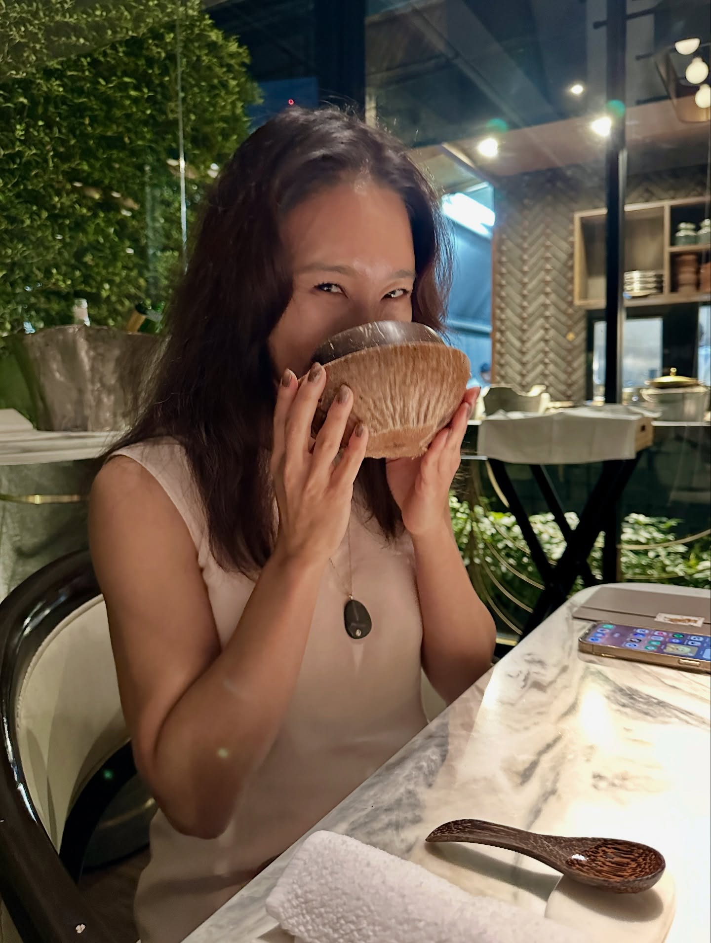 เอมมี่ - มรกต กิตติสาระ