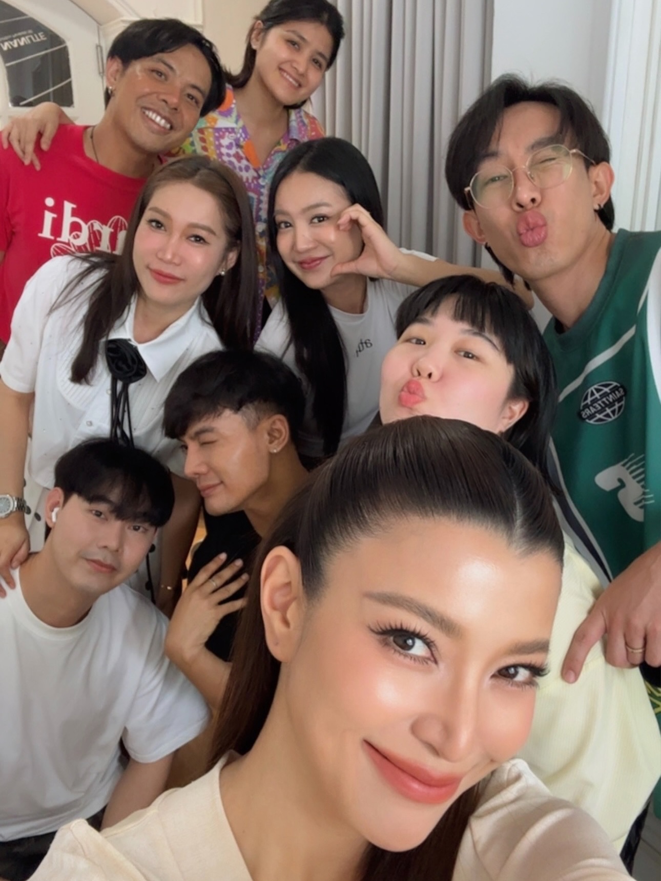 เอมมี่ - มรกต กิตติสาระ