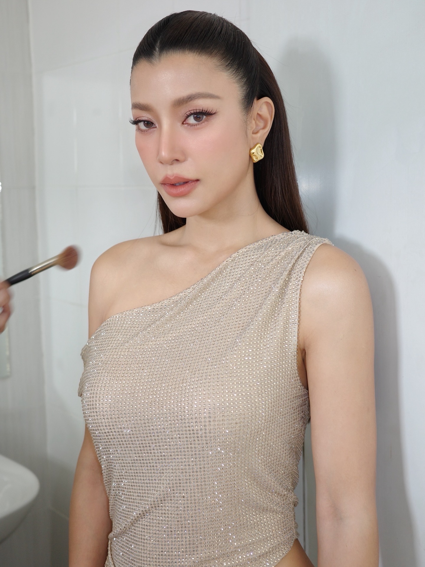 เอมมี่ - มรกต กิตติสาระ