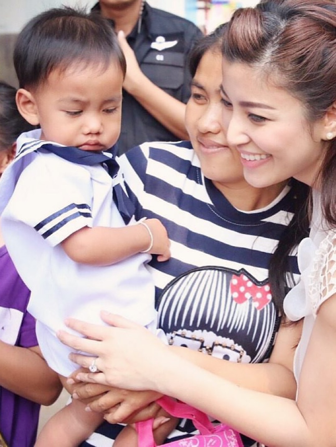 เอมมี่ - มรกต กิตติสาระ