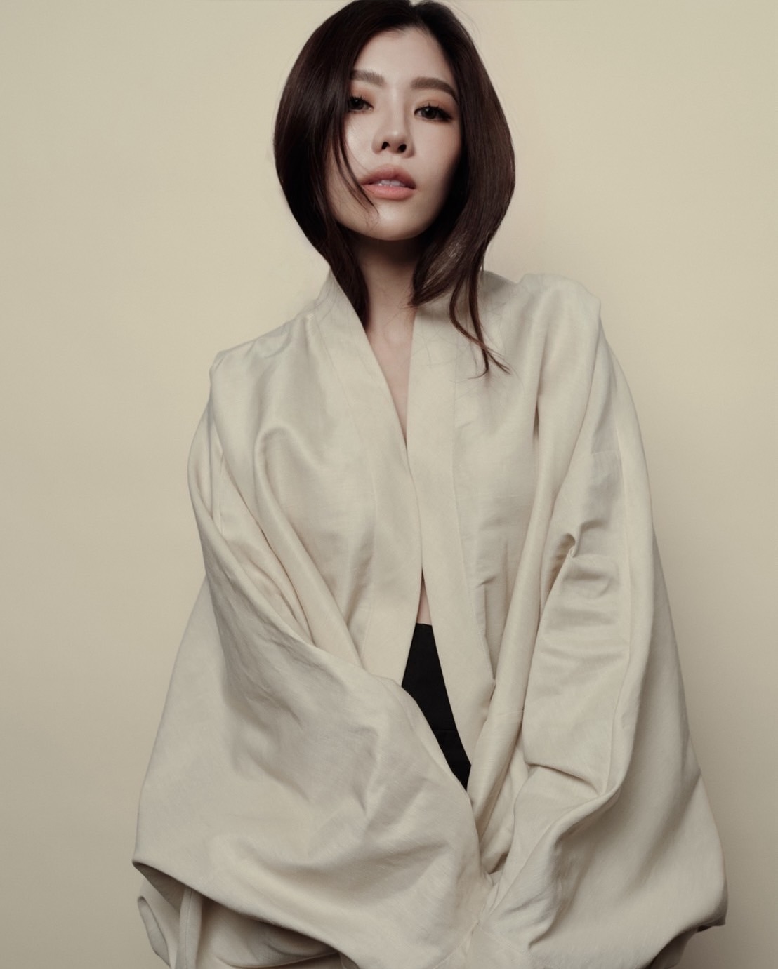 เอมมี่ - มรกต กิตติสาระ