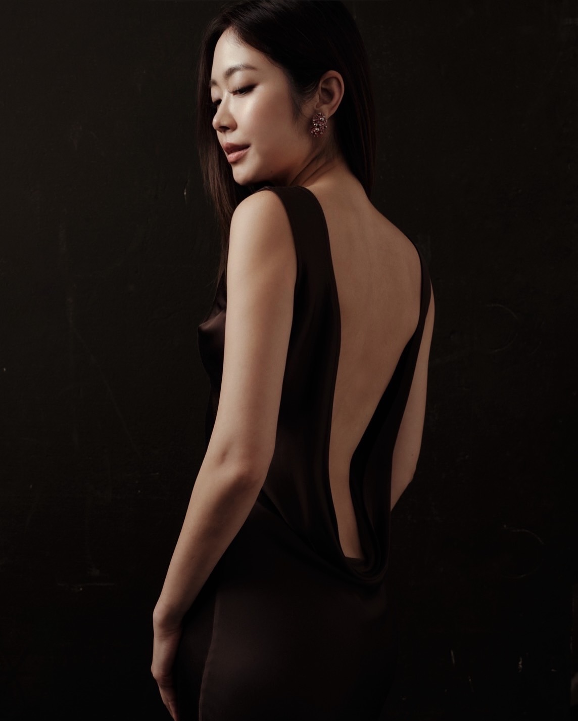 เอมมี่ - มรกต กิตติสาระ