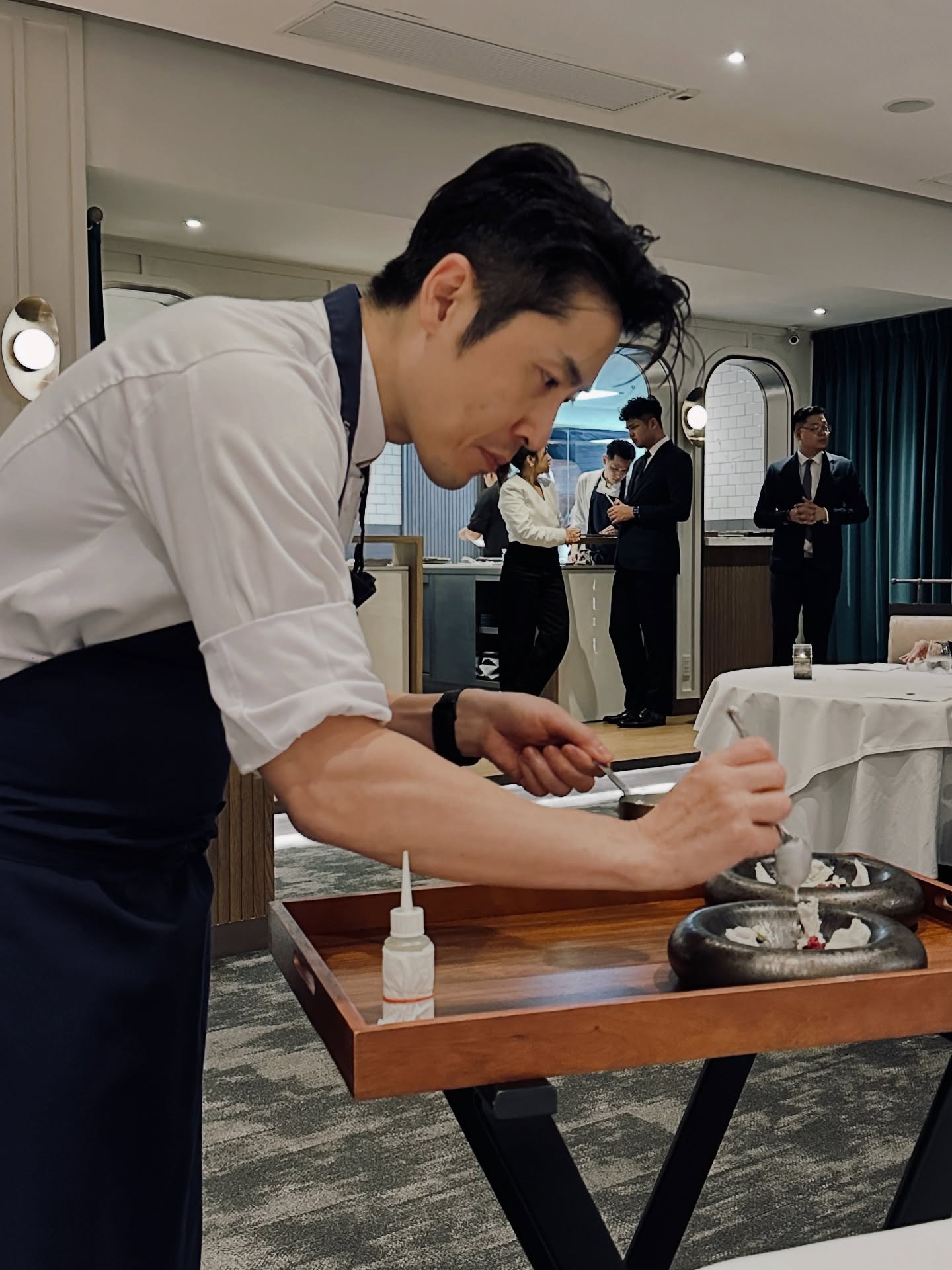 เอมมี่ - มรกต กิตติสาระ