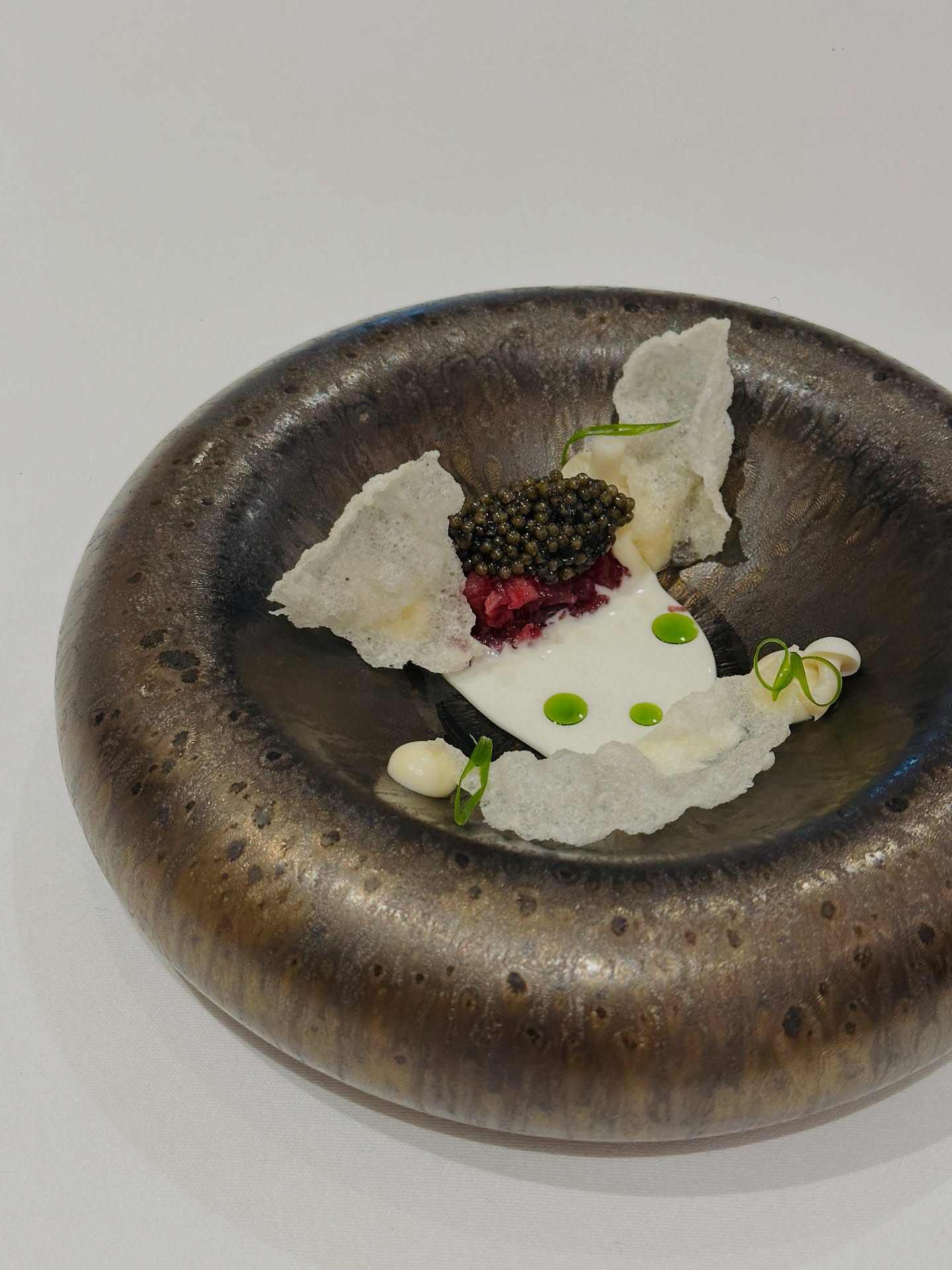 เอมมี่ - มรกต กิตติสาระ