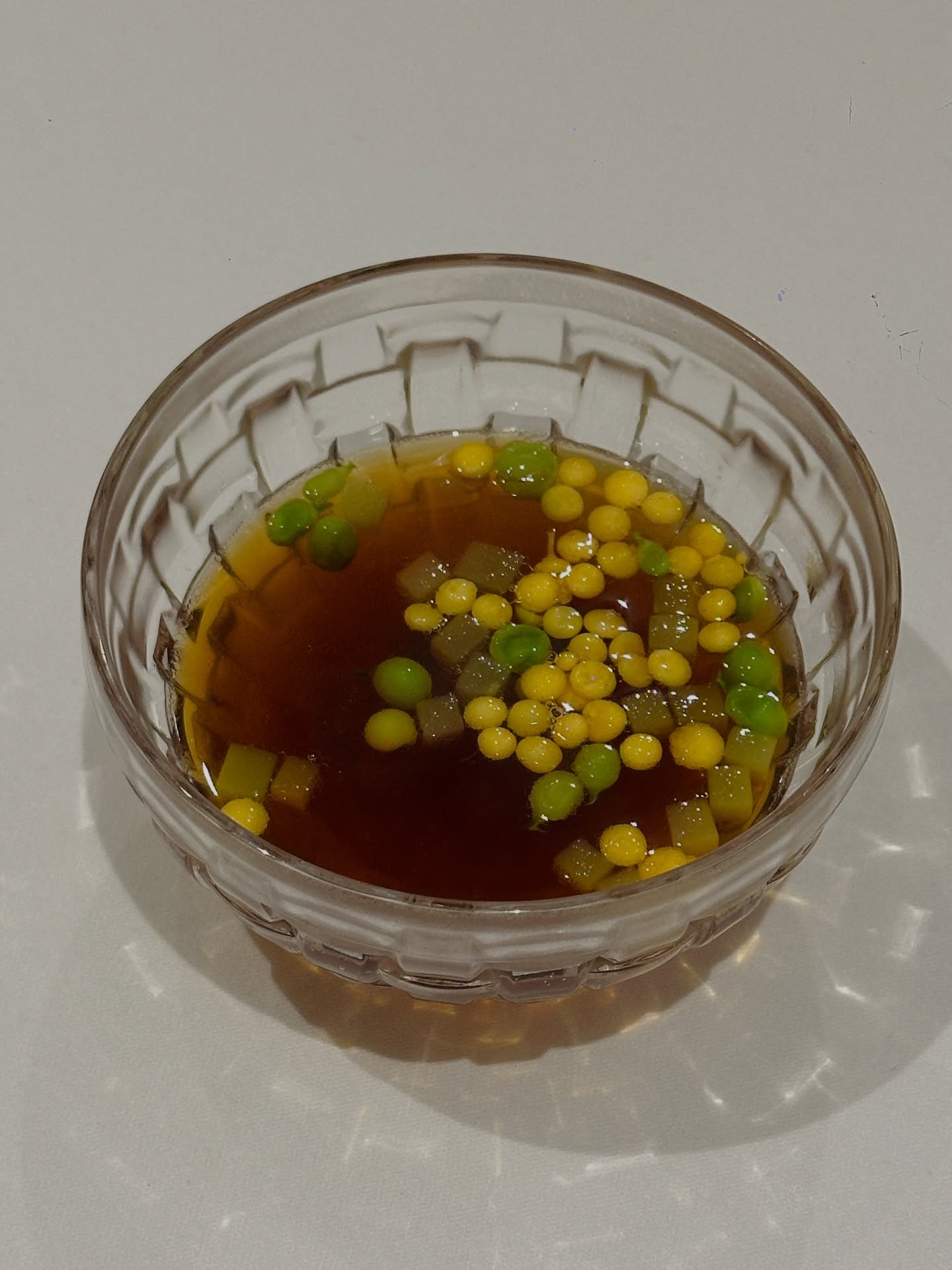 เอมมี่ - มรกต กิตติสาระ