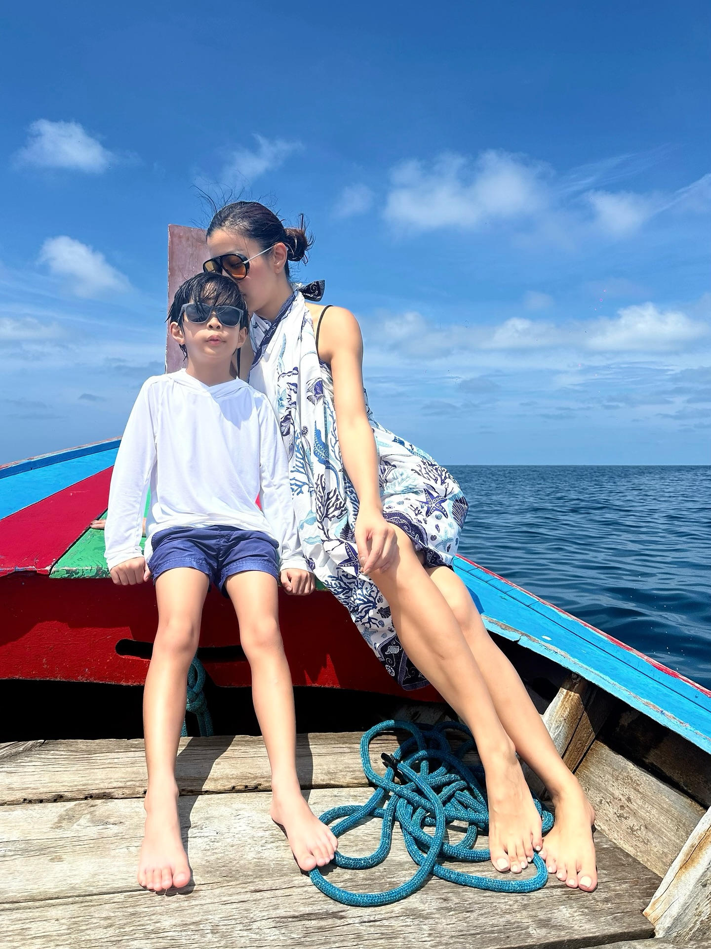 เอมมี่ - มรกต กิตติสาระ