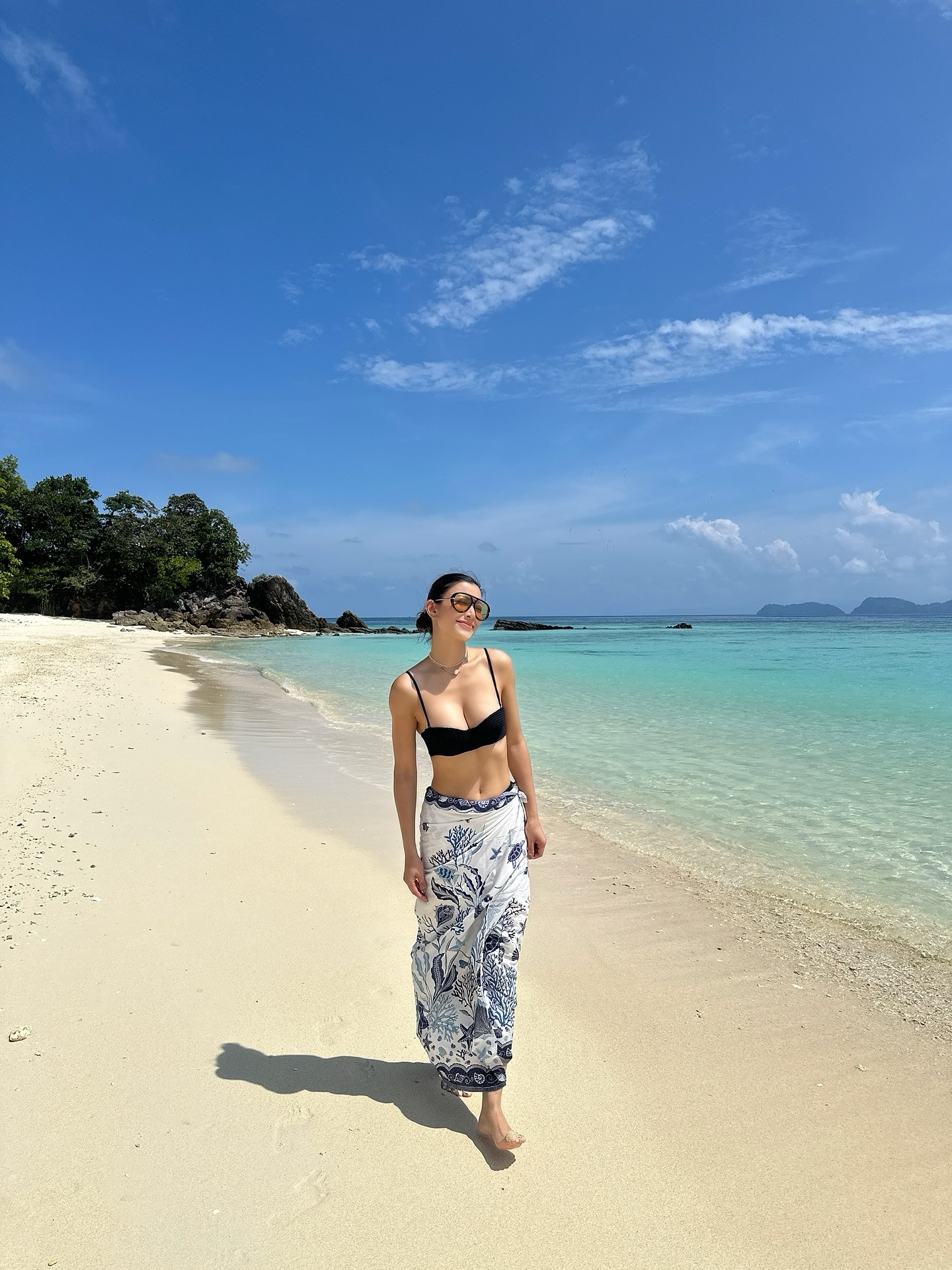 เอมมี่ - มรกต กิตติสาระ