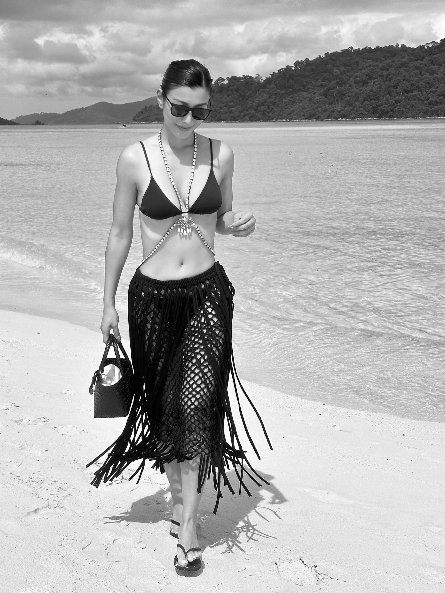 เอมมี่ - มรกต กิตติสาระ