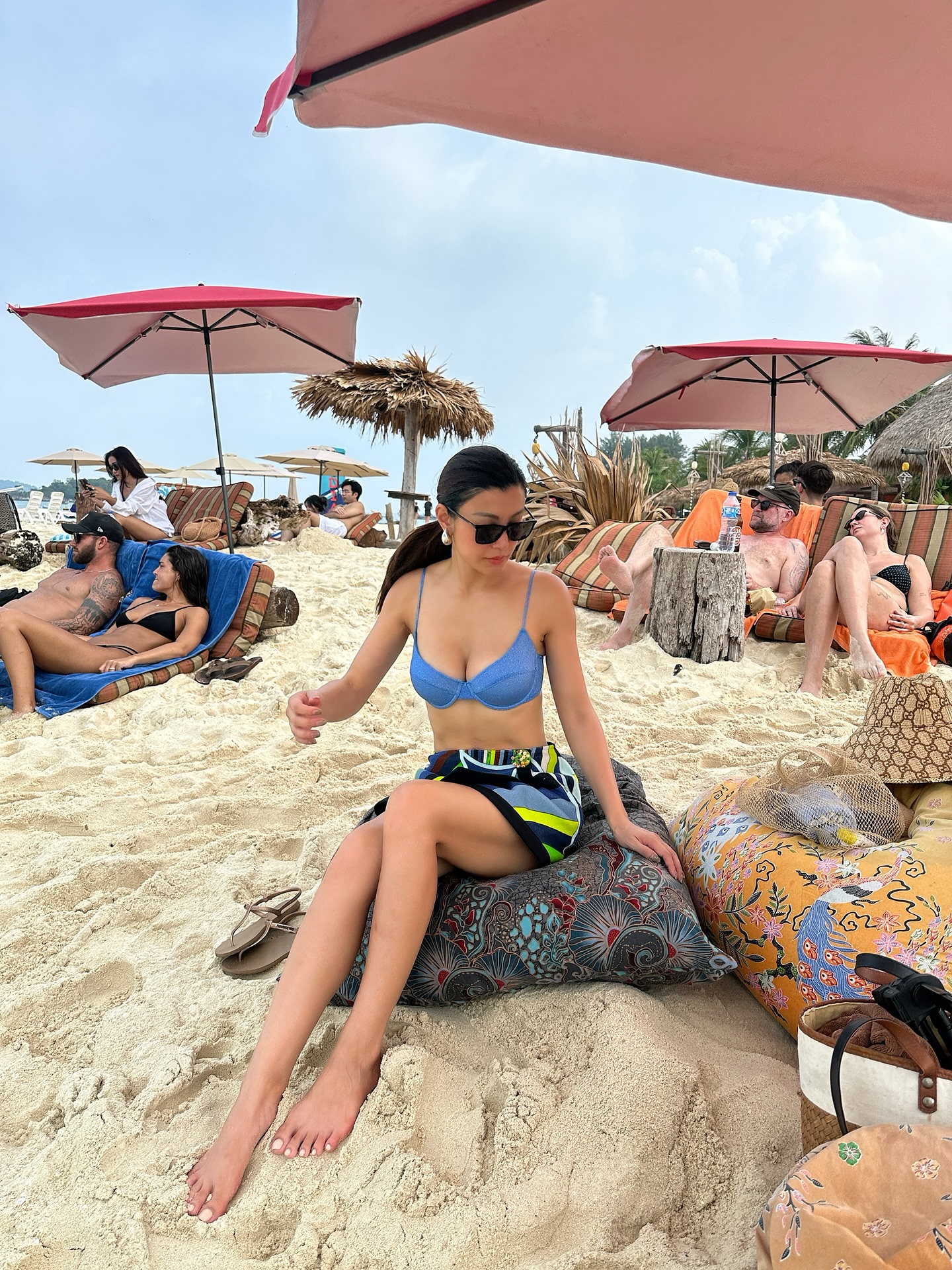 เอมมี่ - มรกต กิตติสาระ