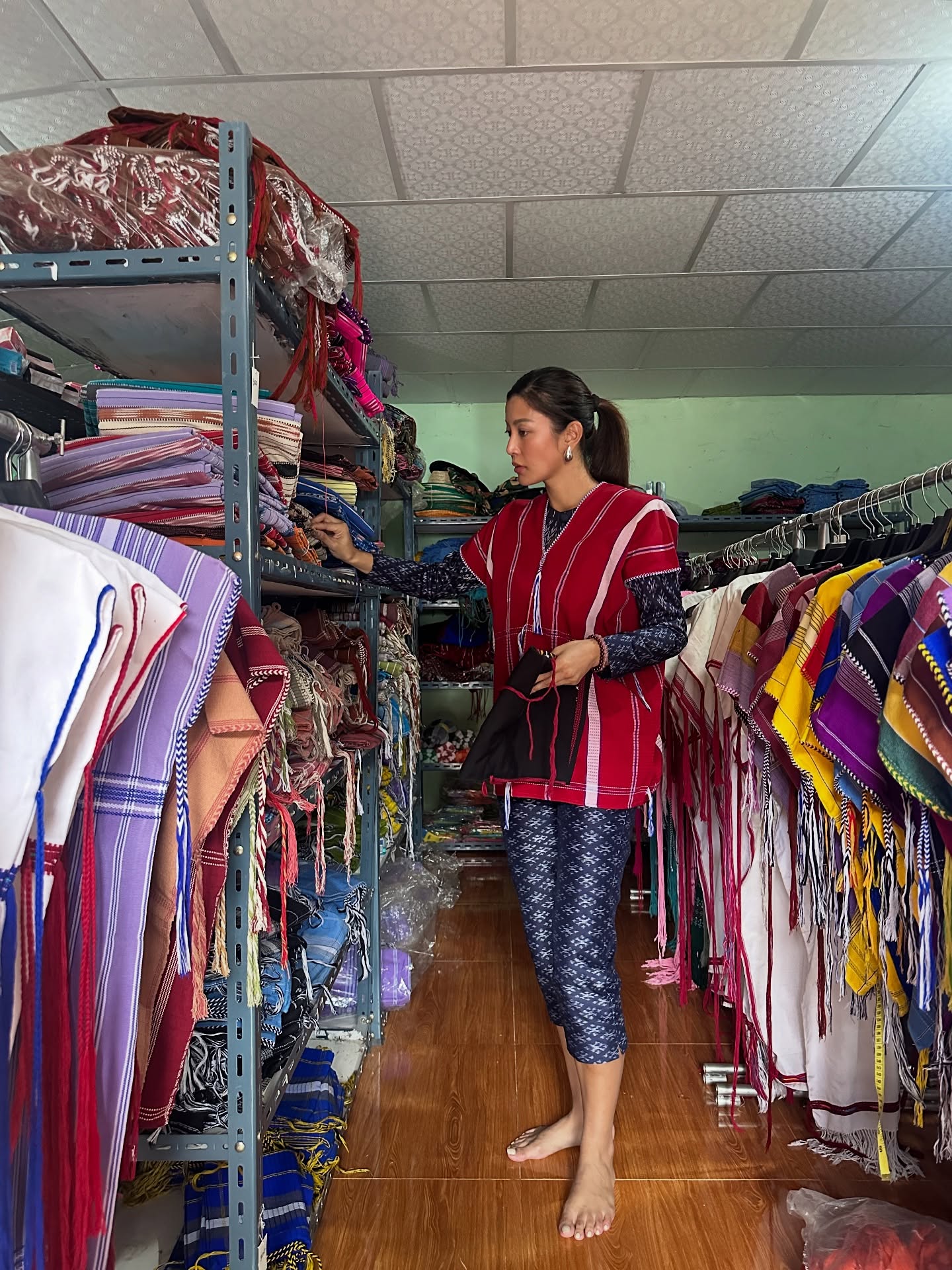 เอมมี่ - มรกต กิตติสาระ