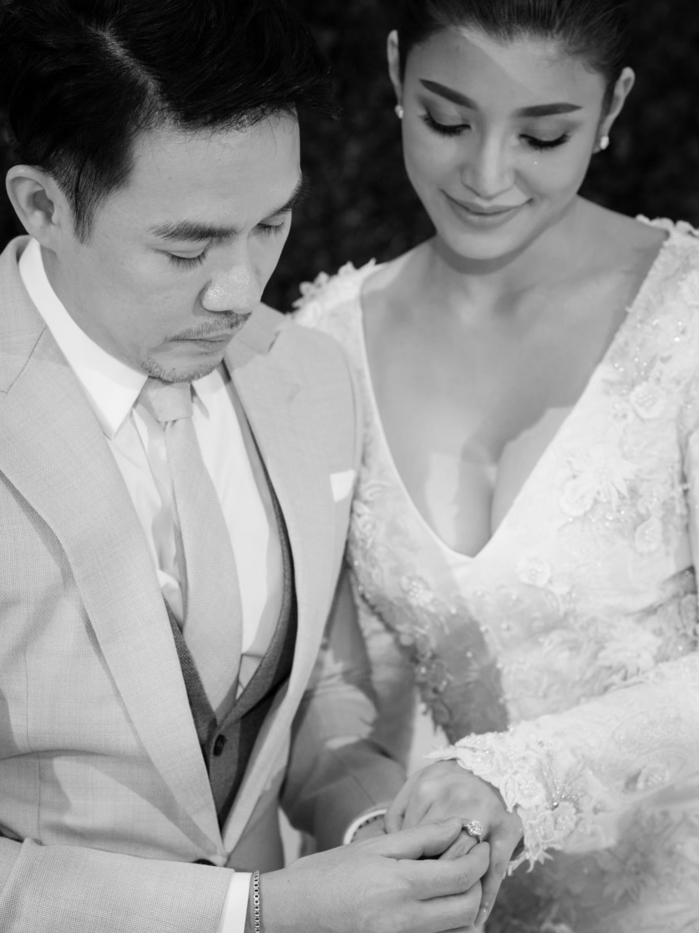 เอมมี่ - มรกต กิตติสาระ