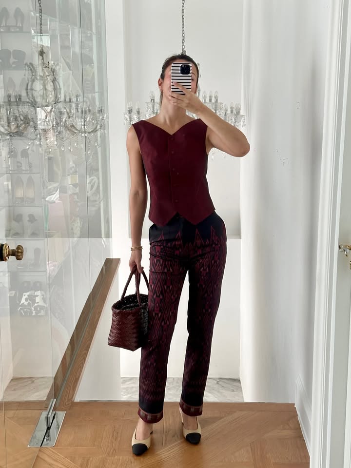 เอมมี่ - มรกต กิตติสาระ