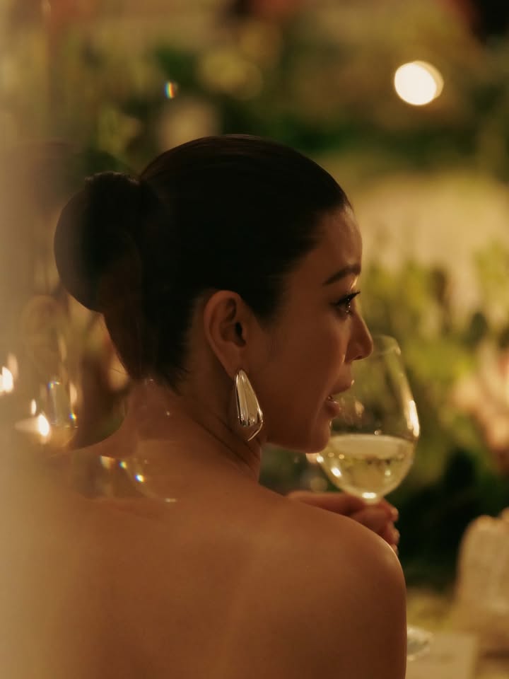 เอมมี่ - มรกต กิตติสาระ