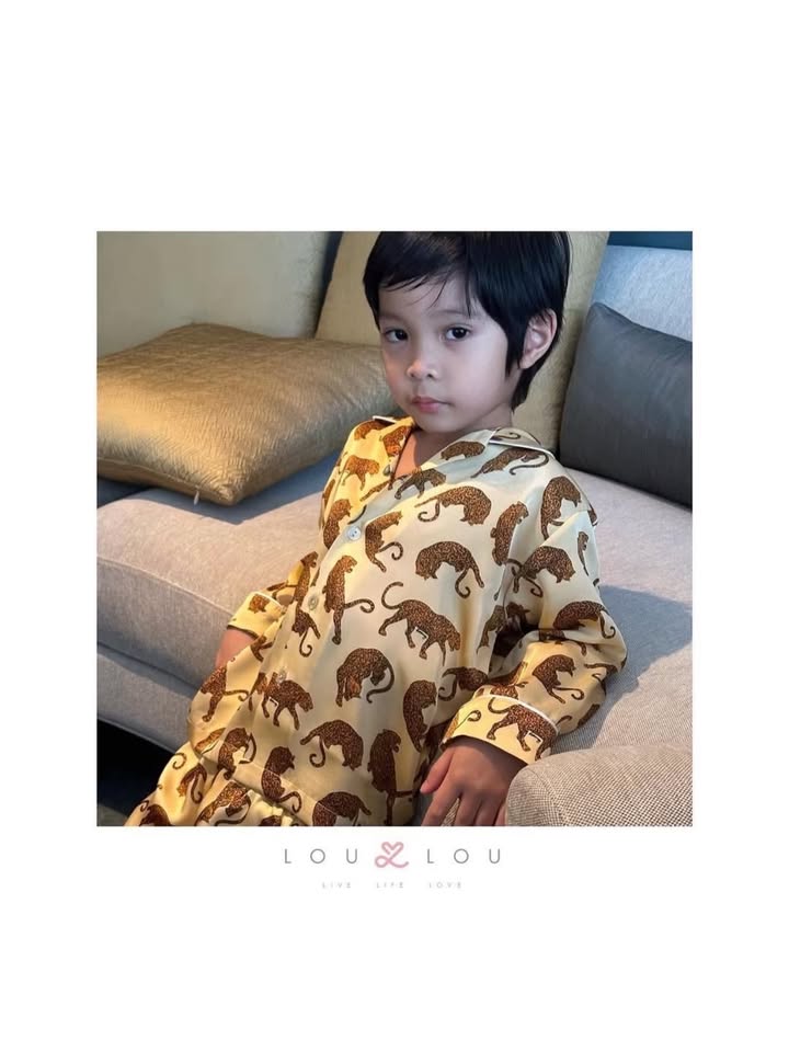 เอมมี่ - มรกต กิตติสาระ