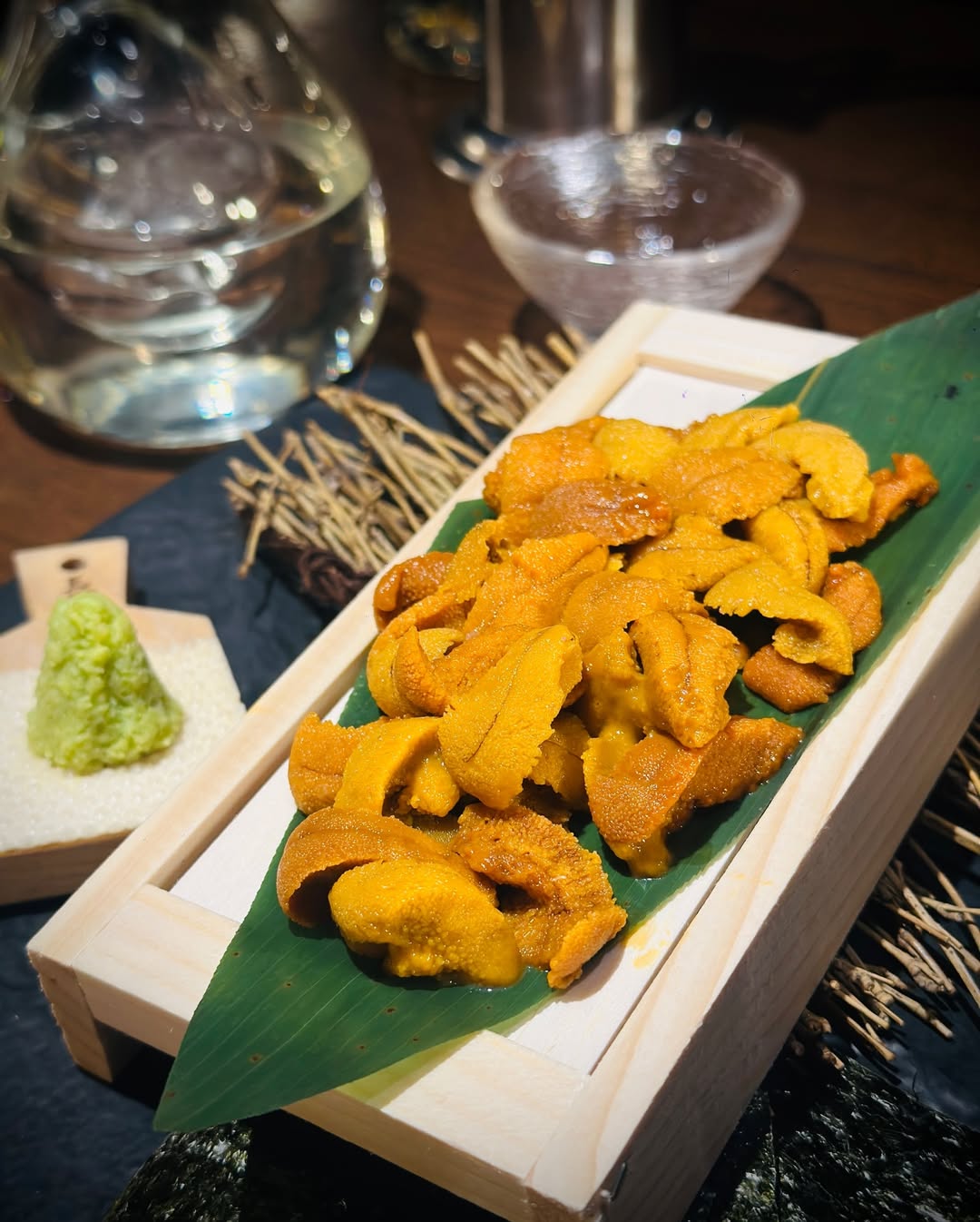 เอมมี่ - มรกต กิตติสาระ