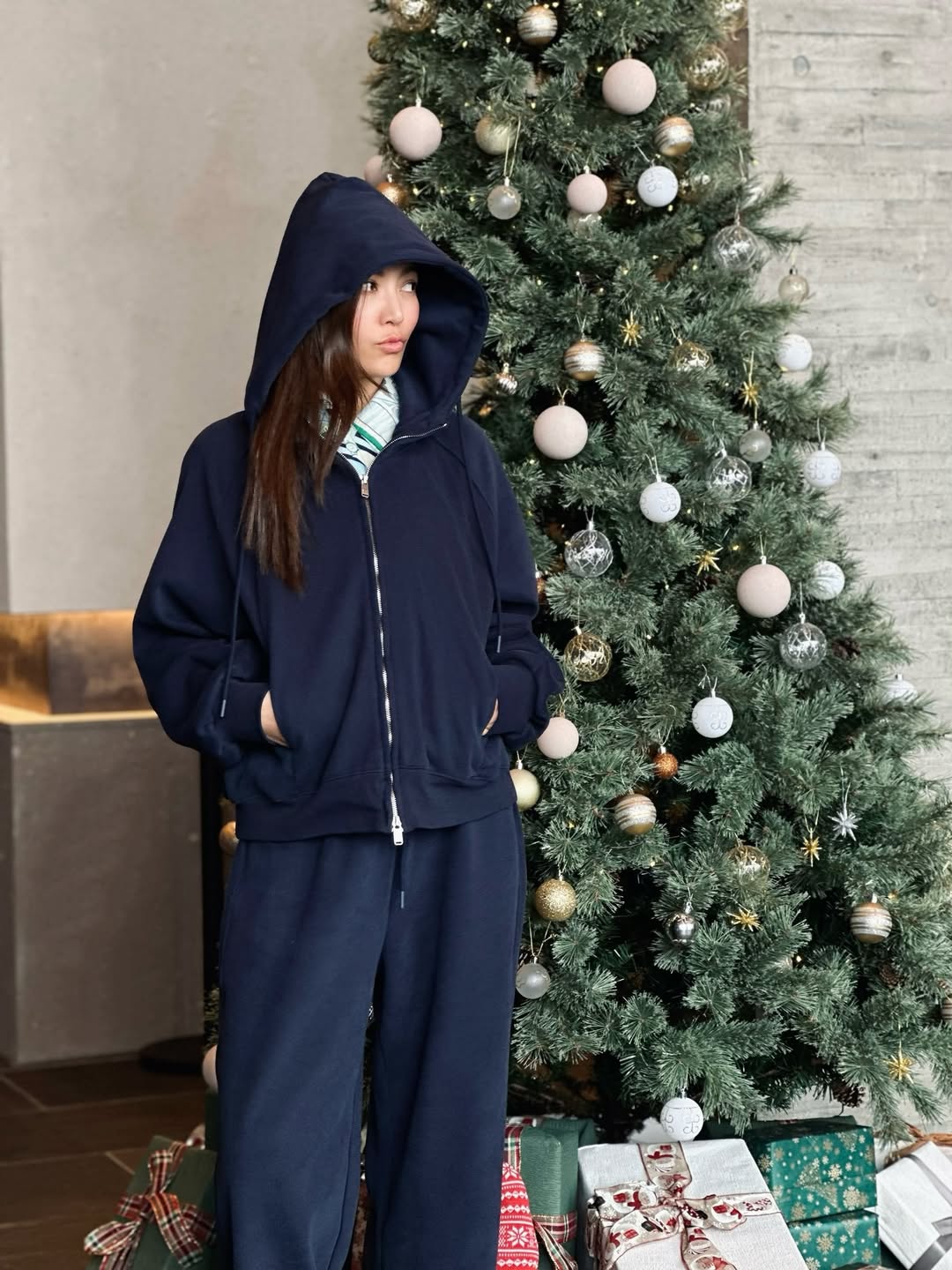 เอมมี่ - มรกต กิตติสาระ