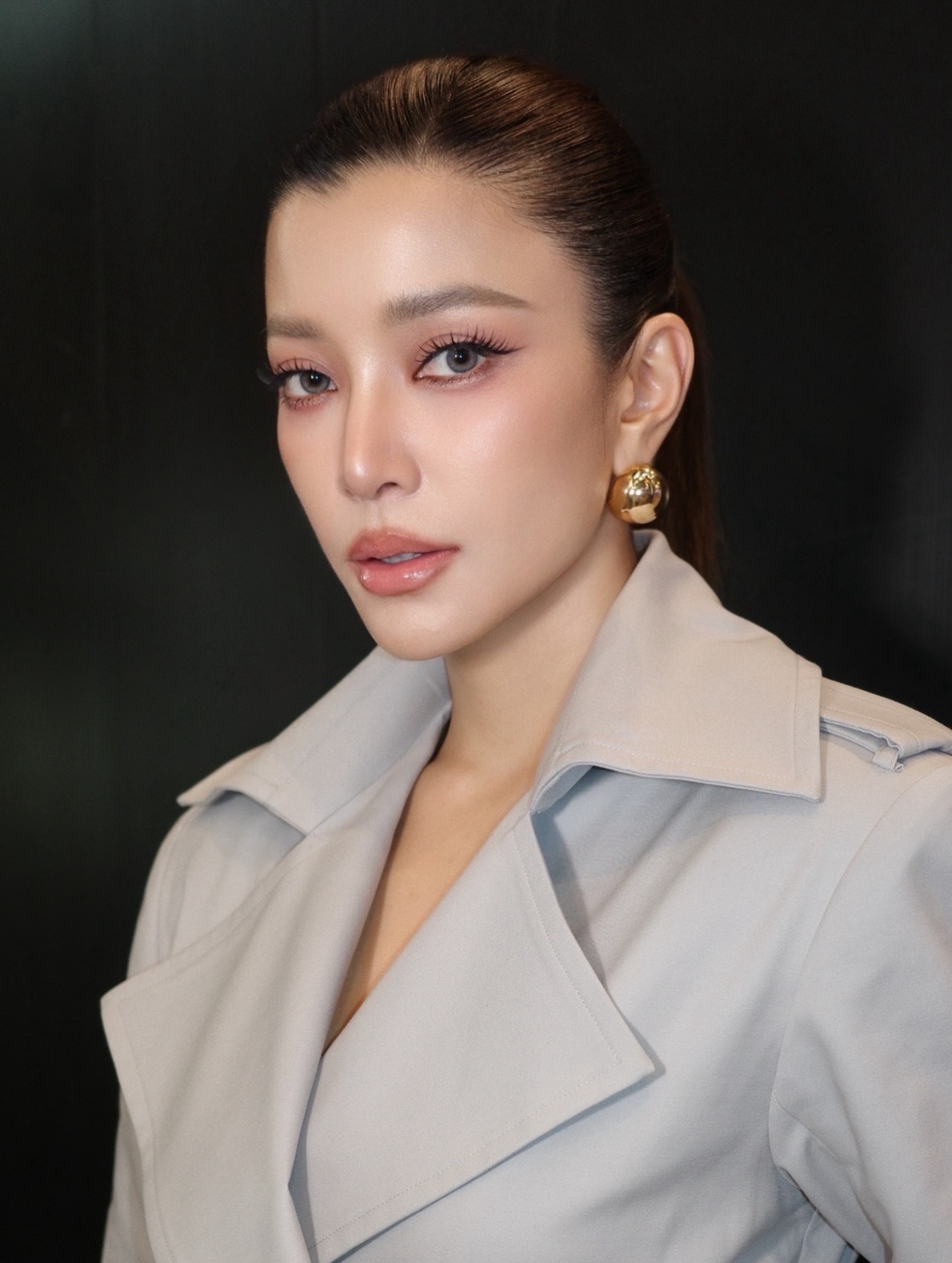 เอมมี่ - มรกต กิตติสาระ