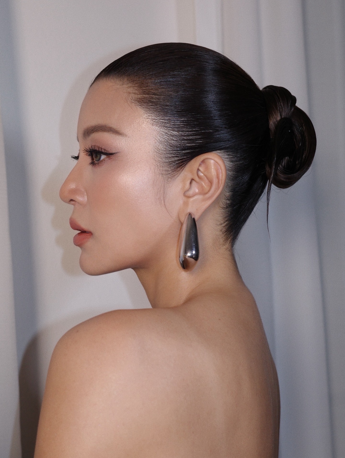 เอมมี่ - มรกต กิตติสาระ