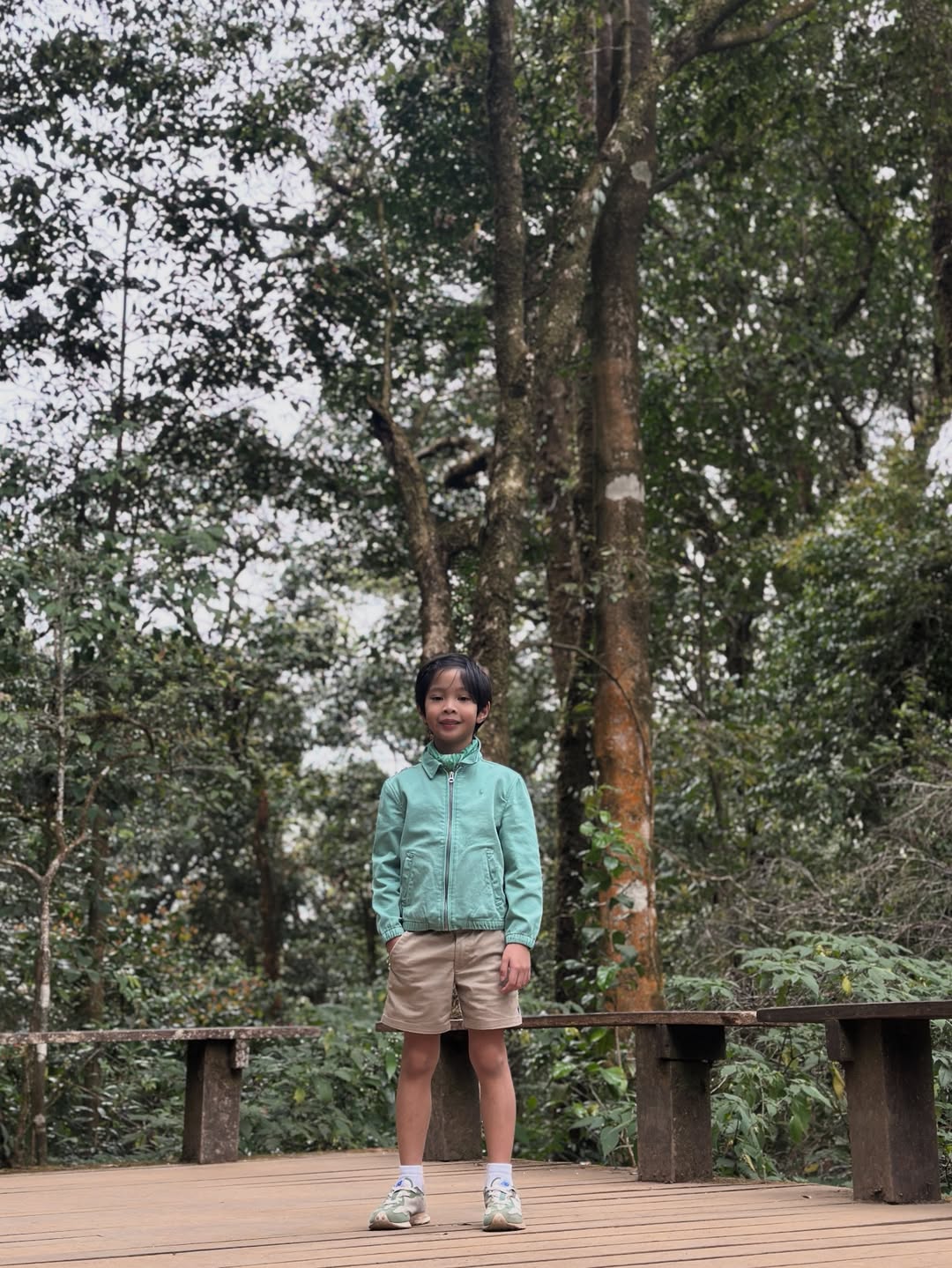 เอมมี่ - มรกต กิตติสาระ