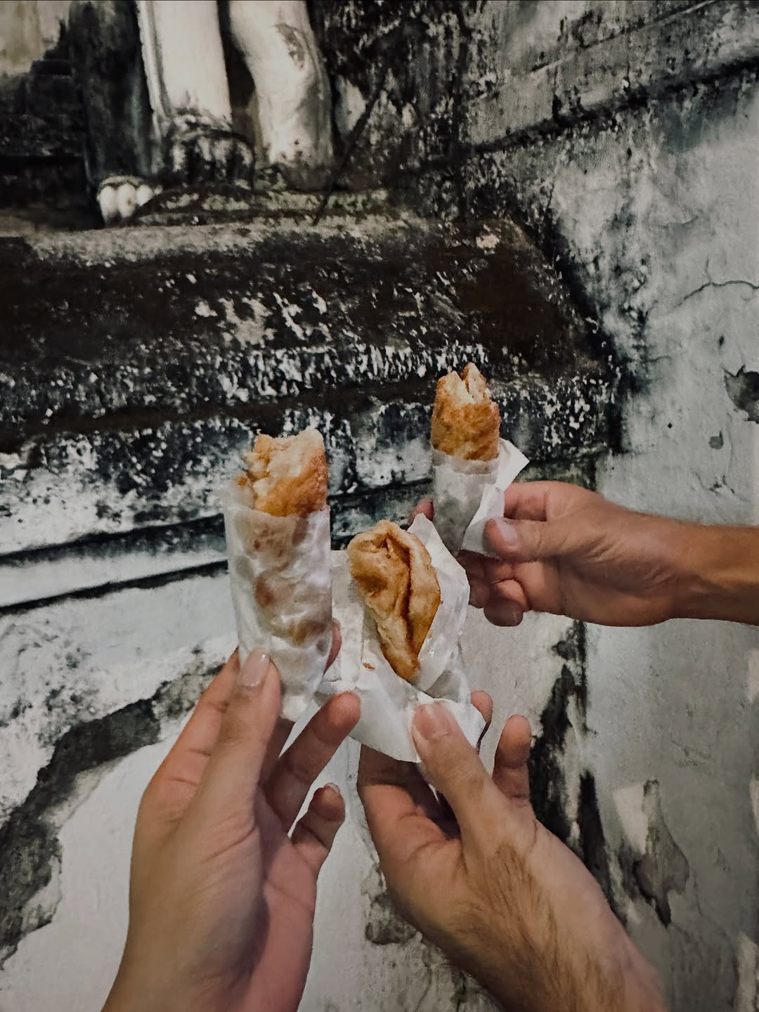 เอมมี่ - มรกต กิตติสาระ