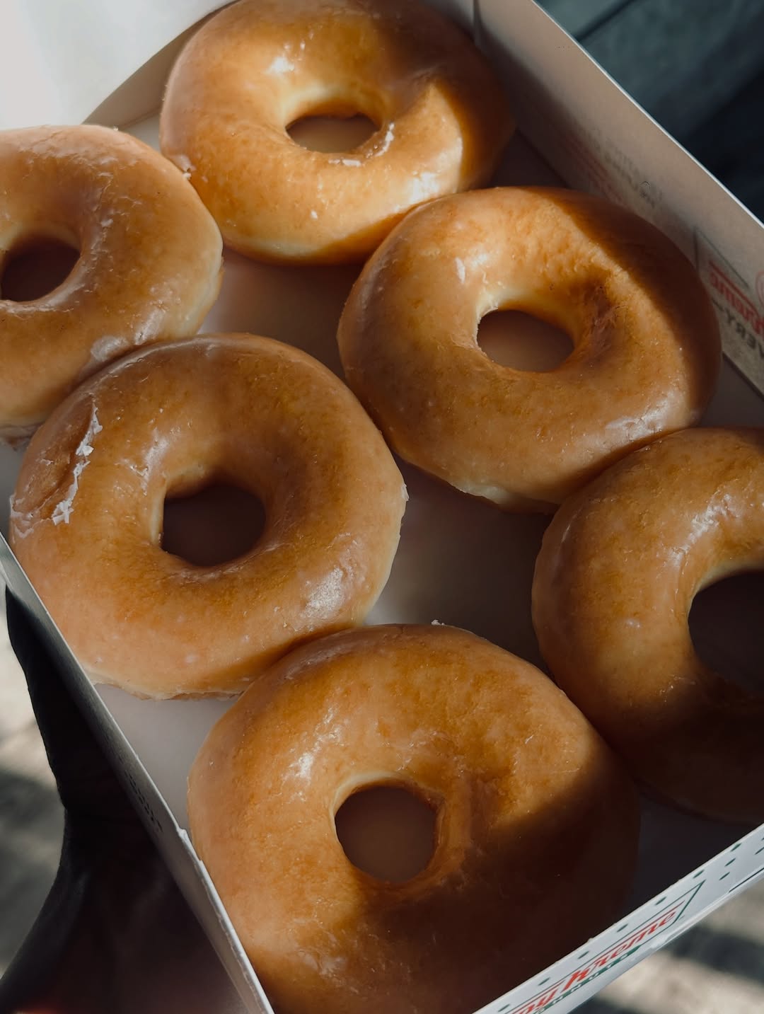 เอมมี่ - มรกต กิตติสาระ