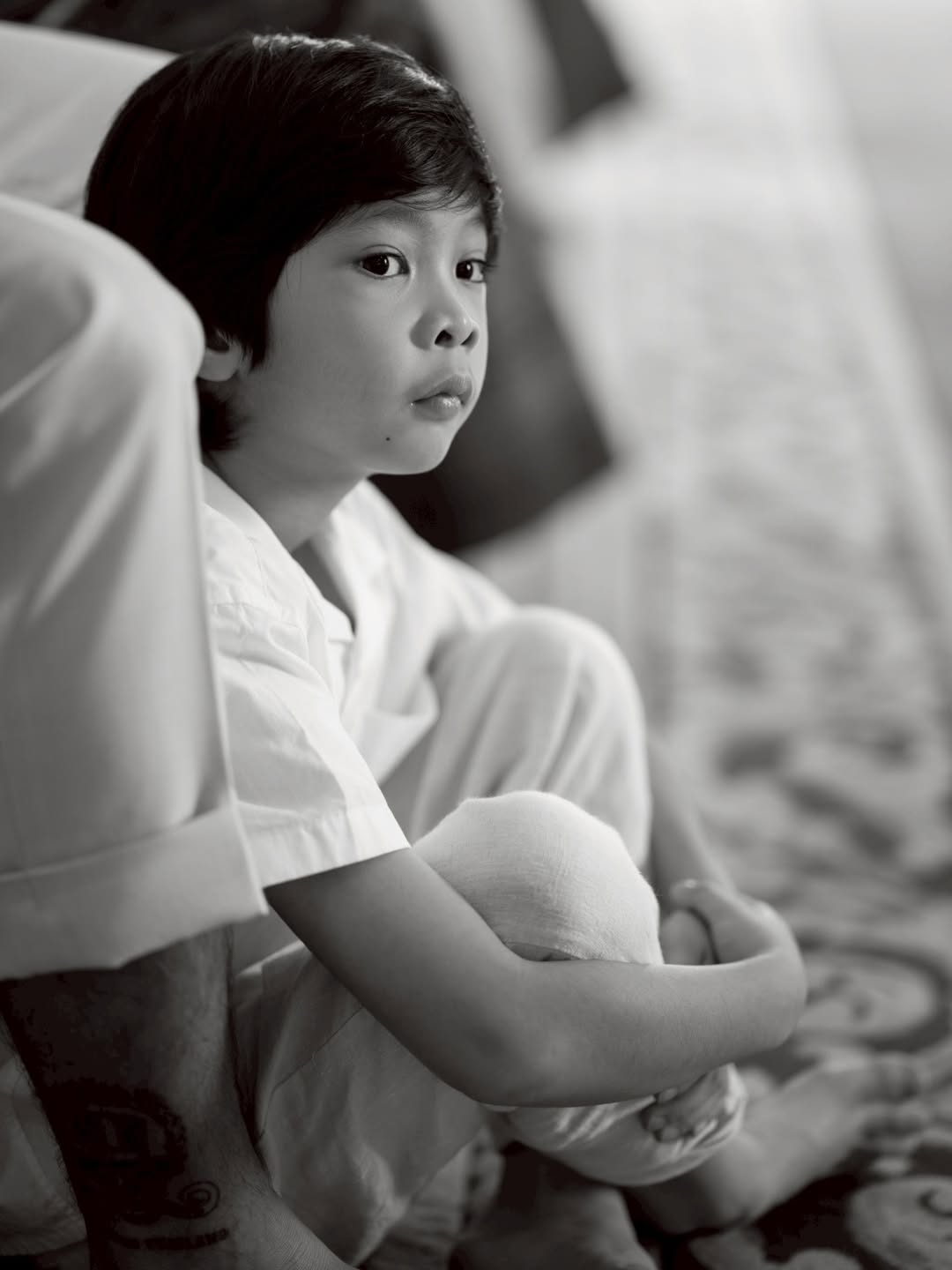 เอมมี่ - มรกต กิตติสาระ