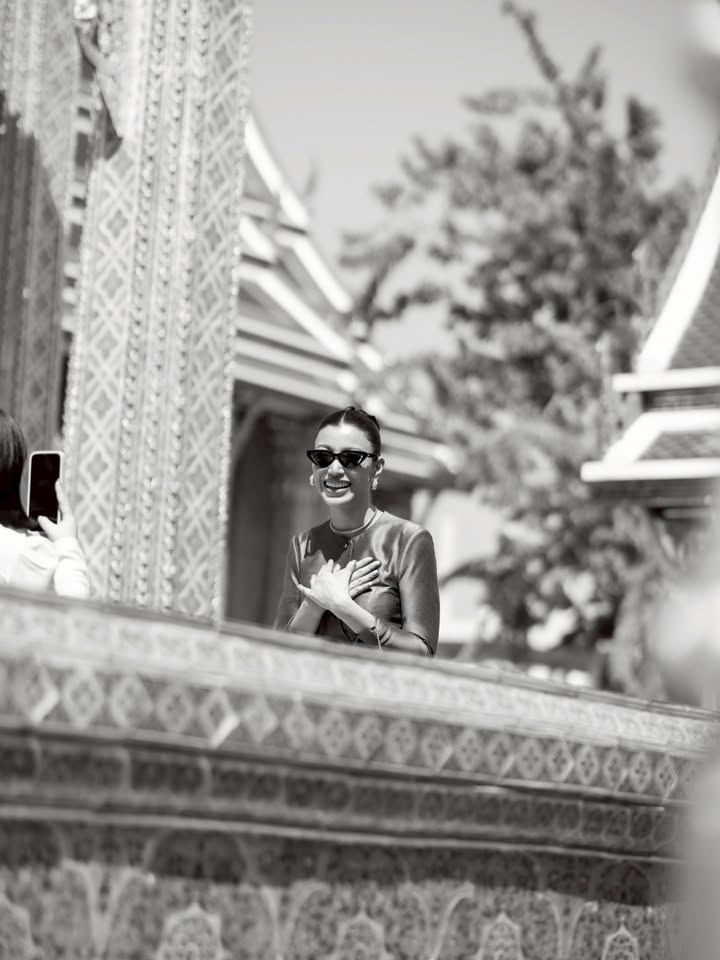 เอมมี่ - มรกต กิตติสาระ