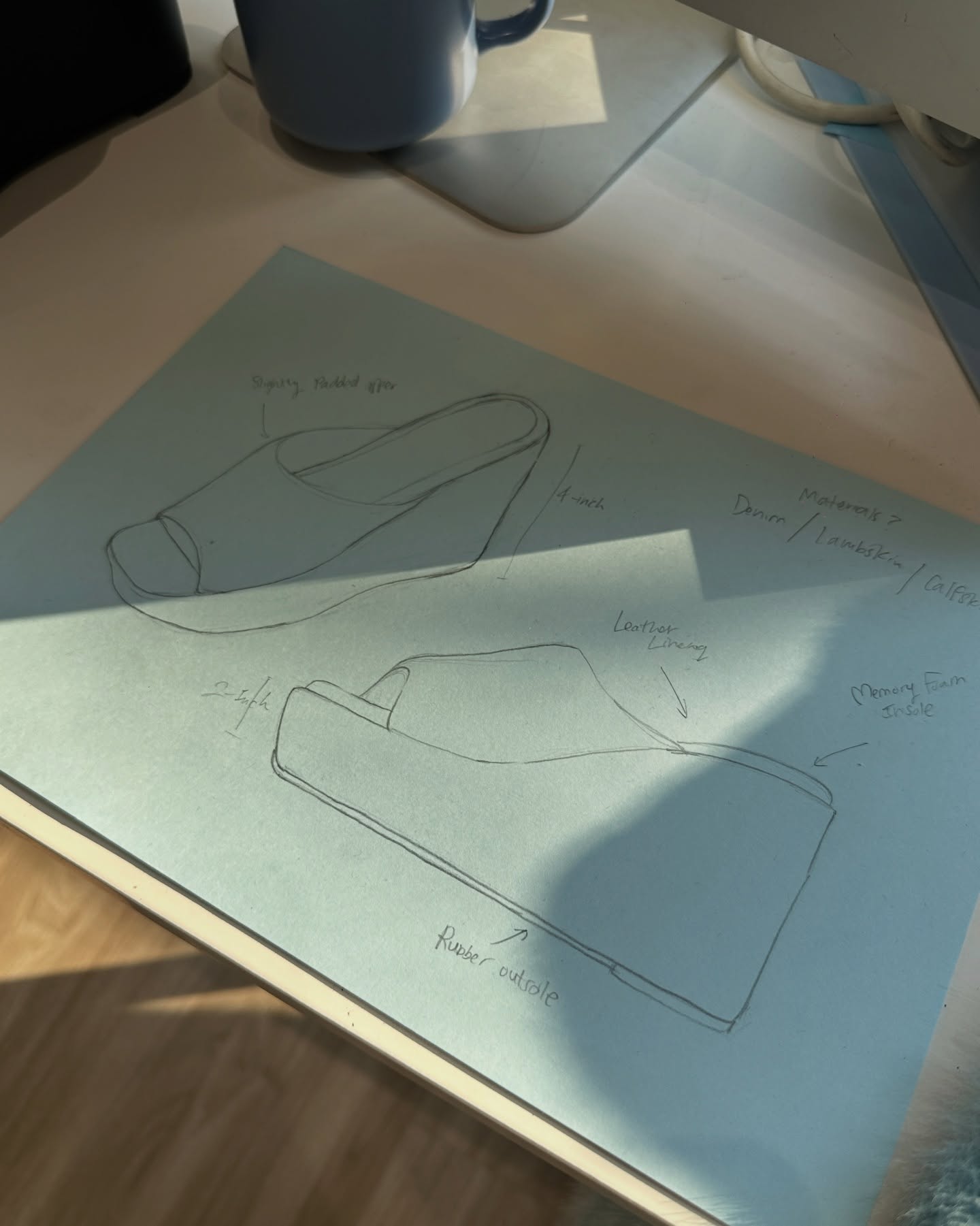 เอมมี่ - มรกต กิตติสาระ