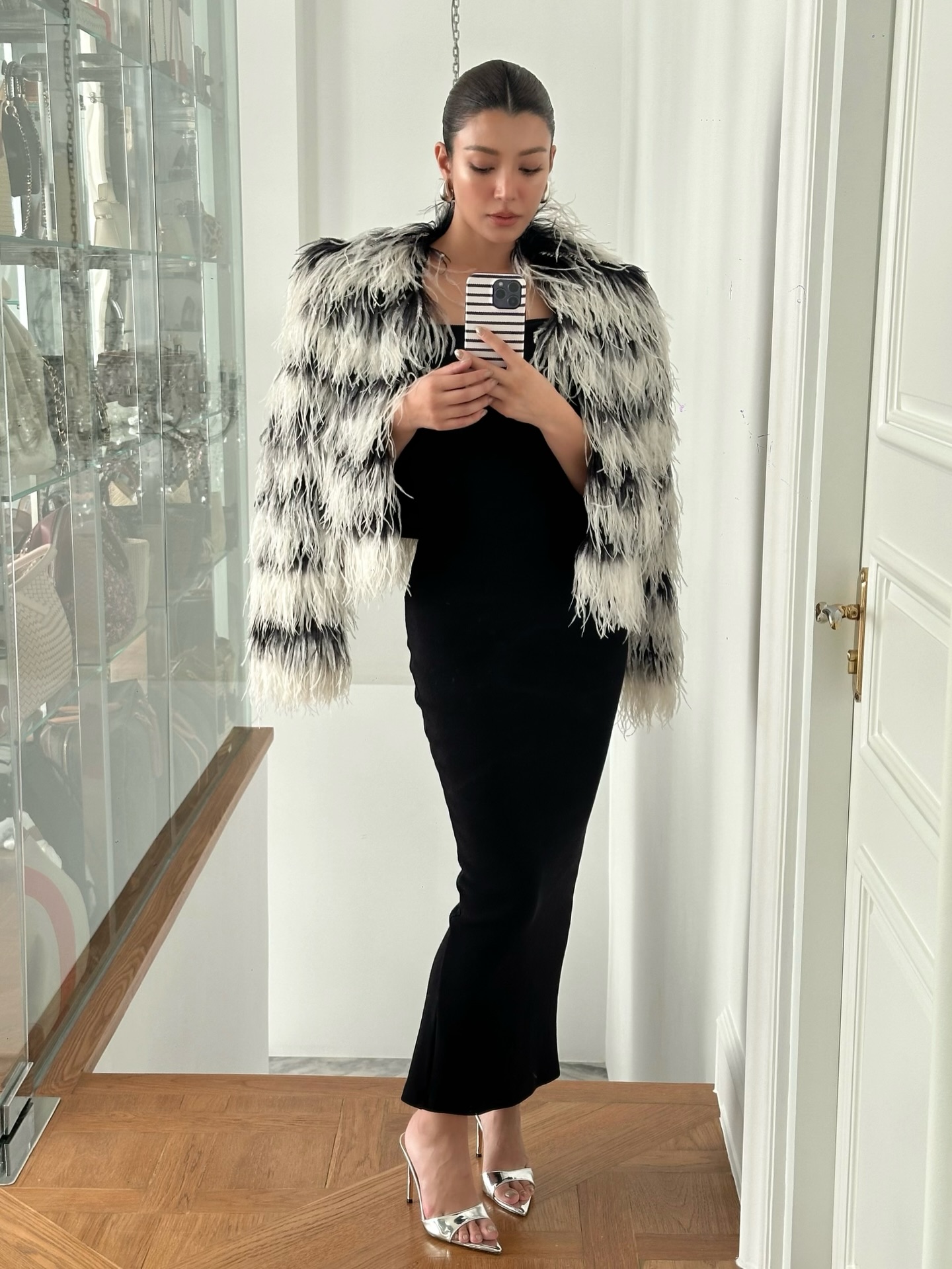 เอมมี่ - มรกต กิตติสาระ