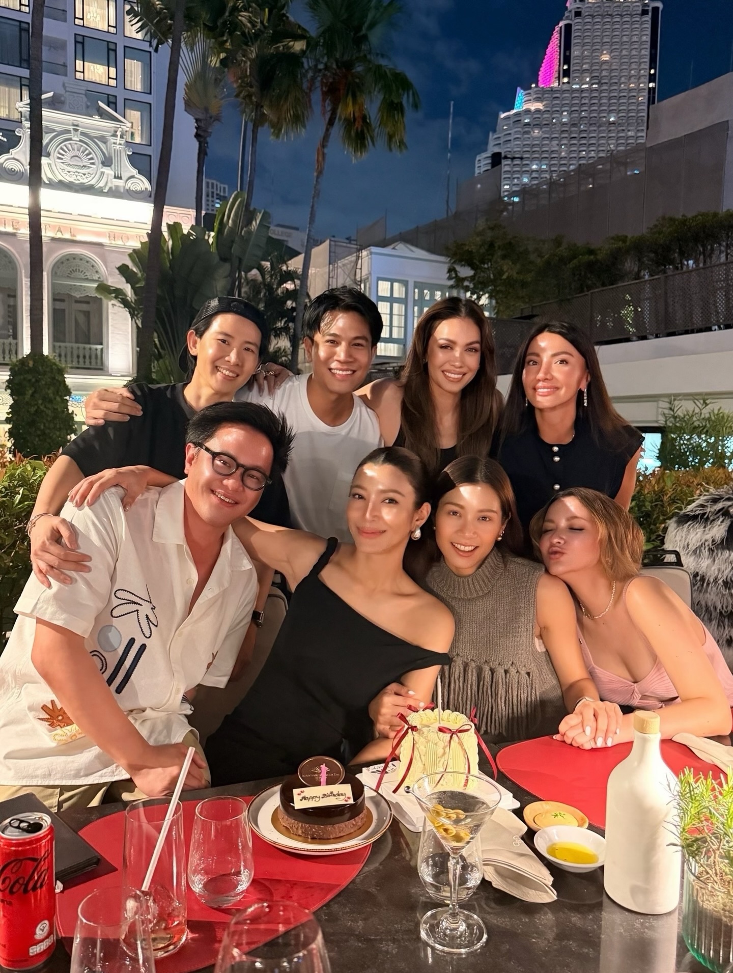 เอมมี่ - มรกต กิตติสาระ