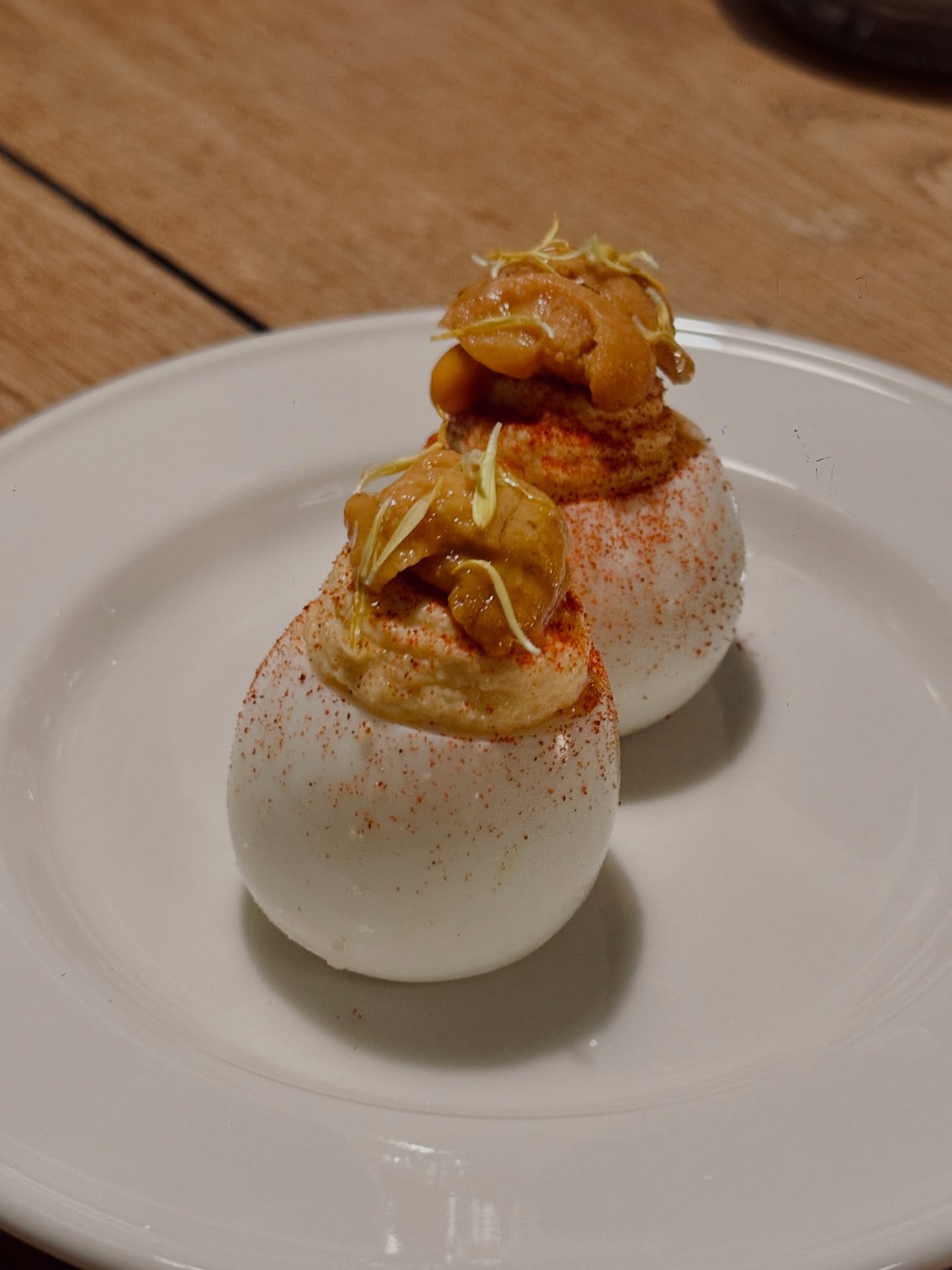 เอมมี่ - มรกต กิตติสาระ