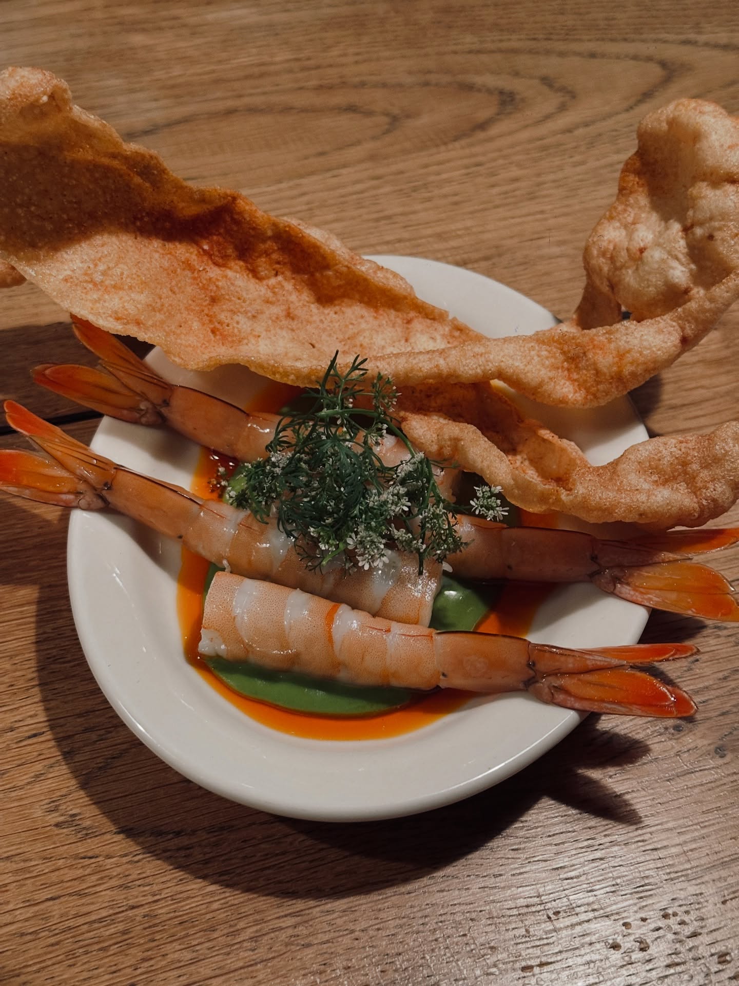 เอมมี่ - มรกต กิตติสาระ