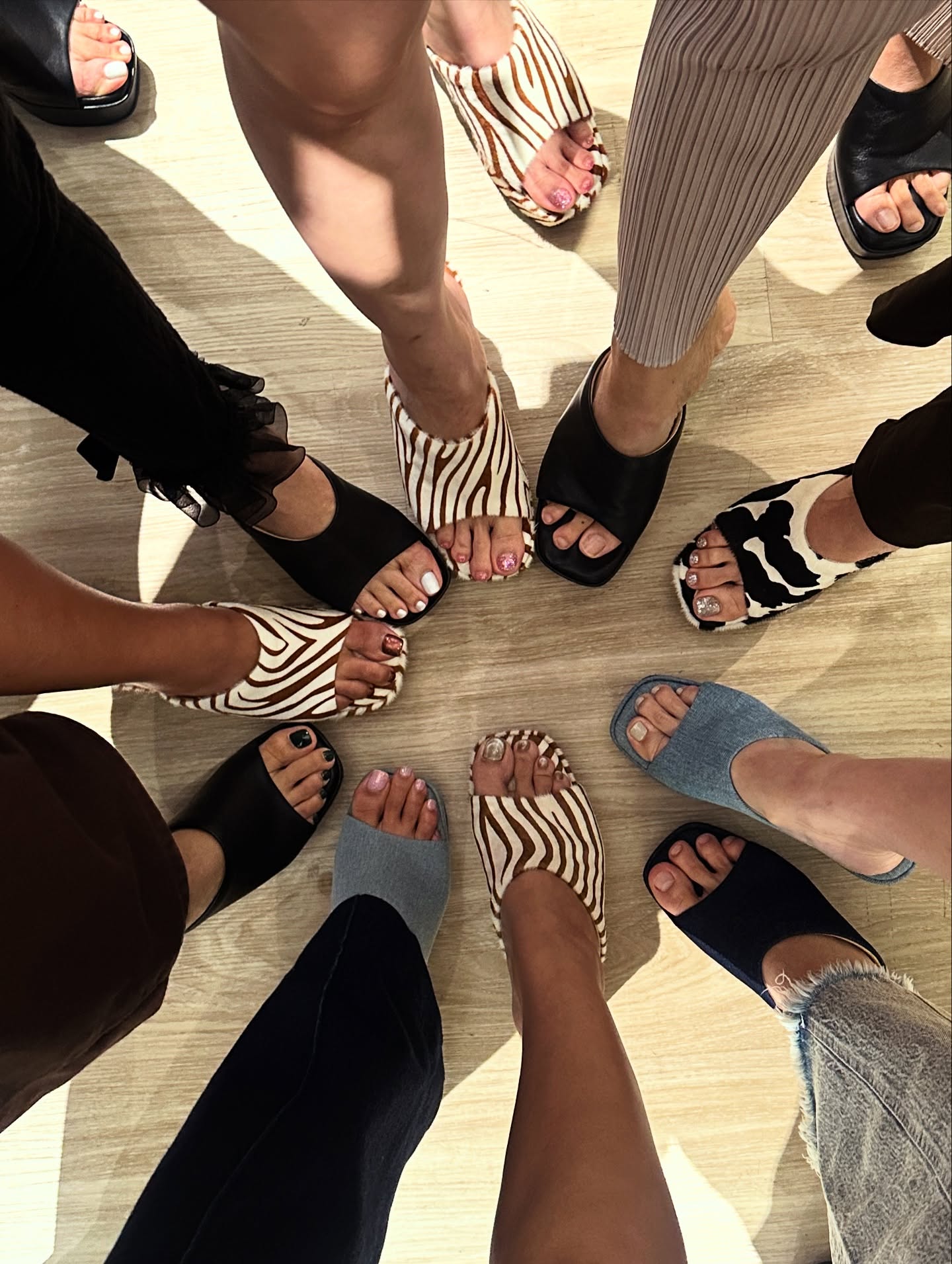 เอมมี่ - มรกต กิตติสาระ