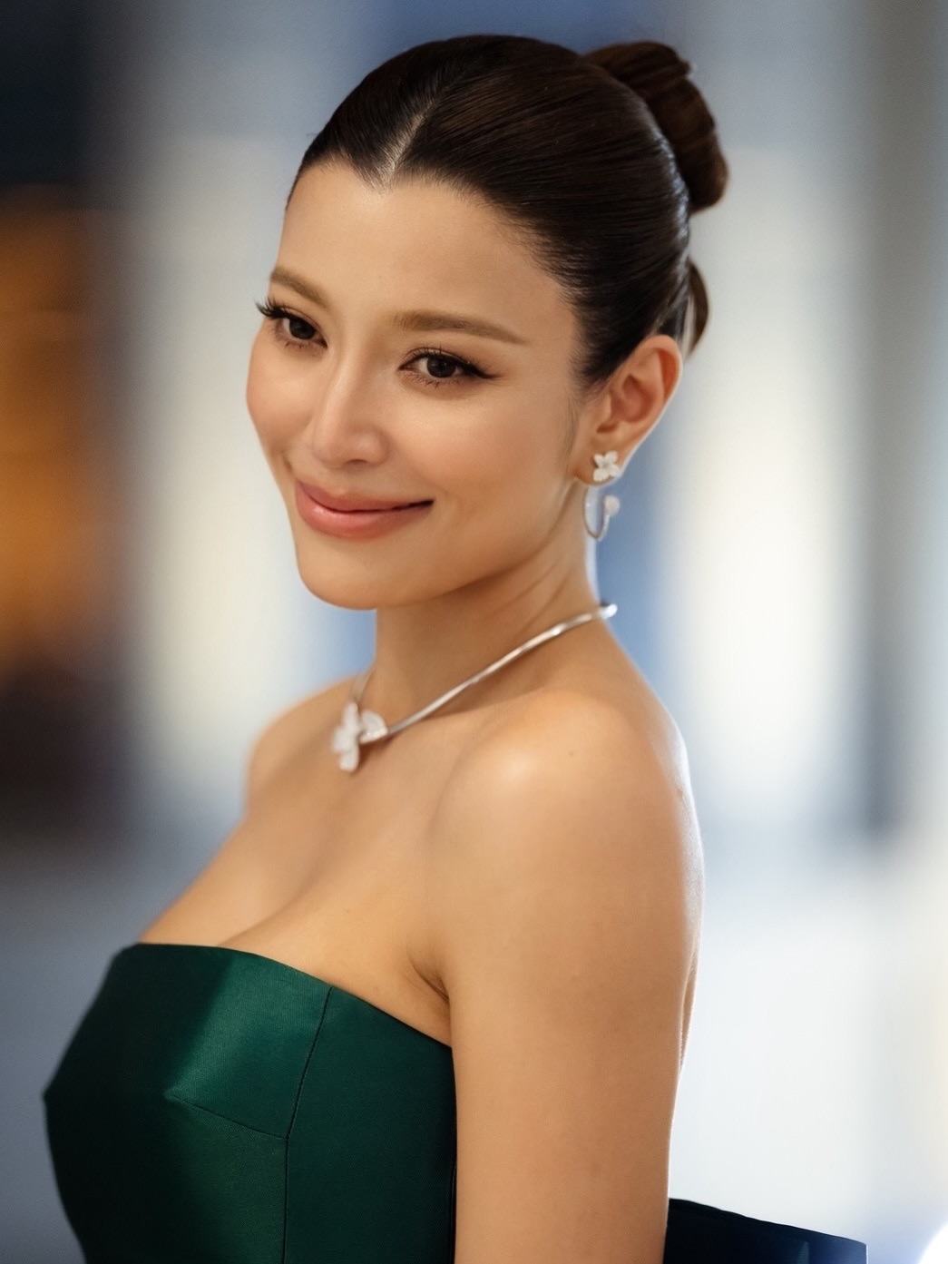 เอมมี่ - มรกต กิตติสาระ