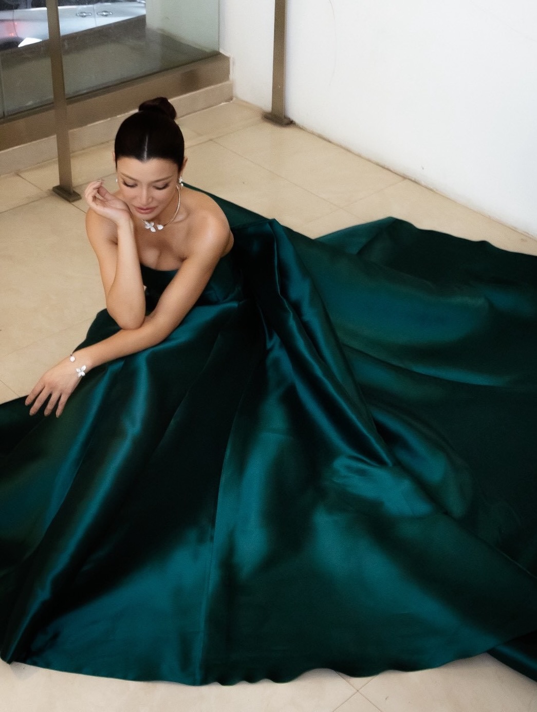 เอมมี่ - มรกต กิตติสาระ