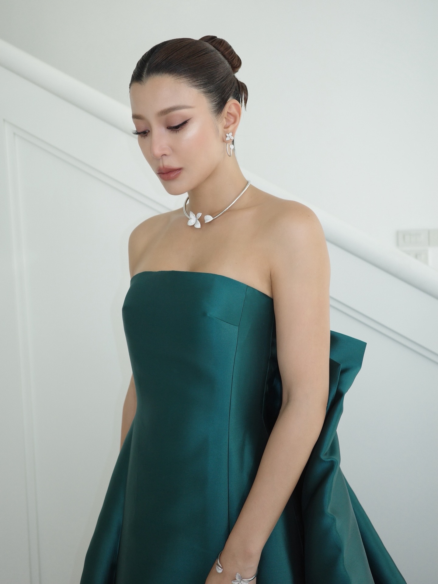 เอมมี่ - มรกต กิตติสาระ