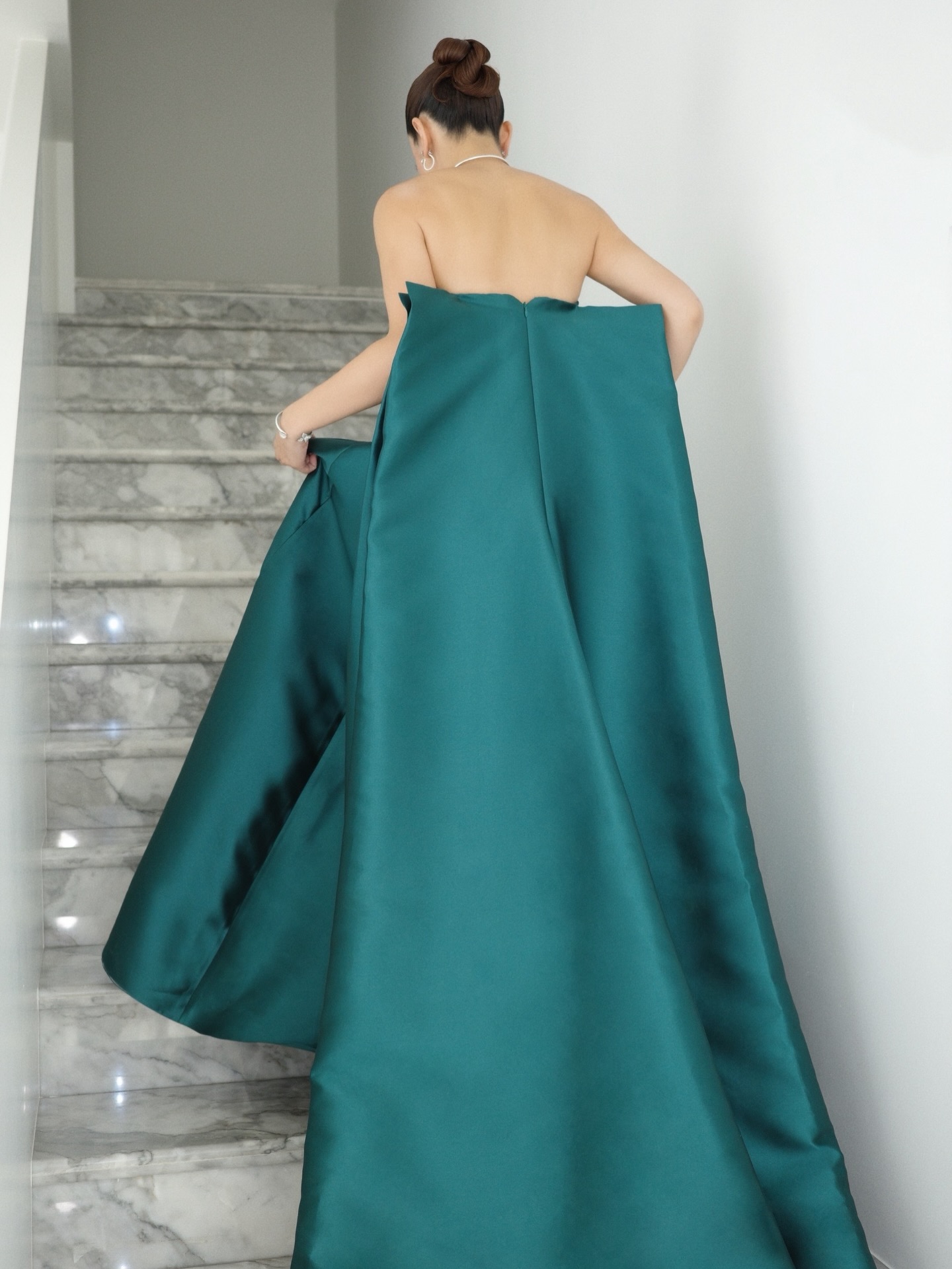 เอมมี่ - มรกต กิตติสาระ