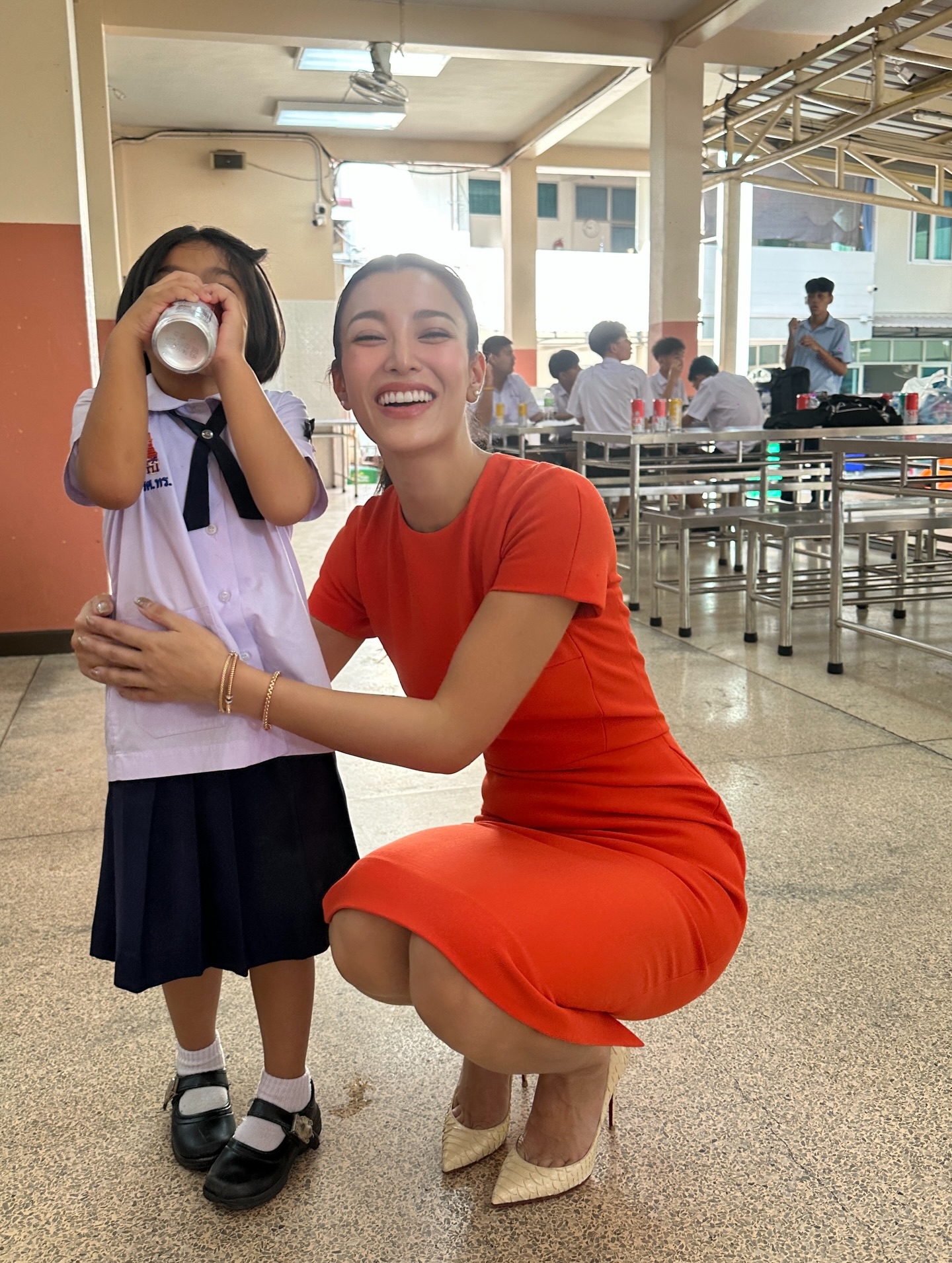 เอมมี่ - มรกต กิตติสาระ