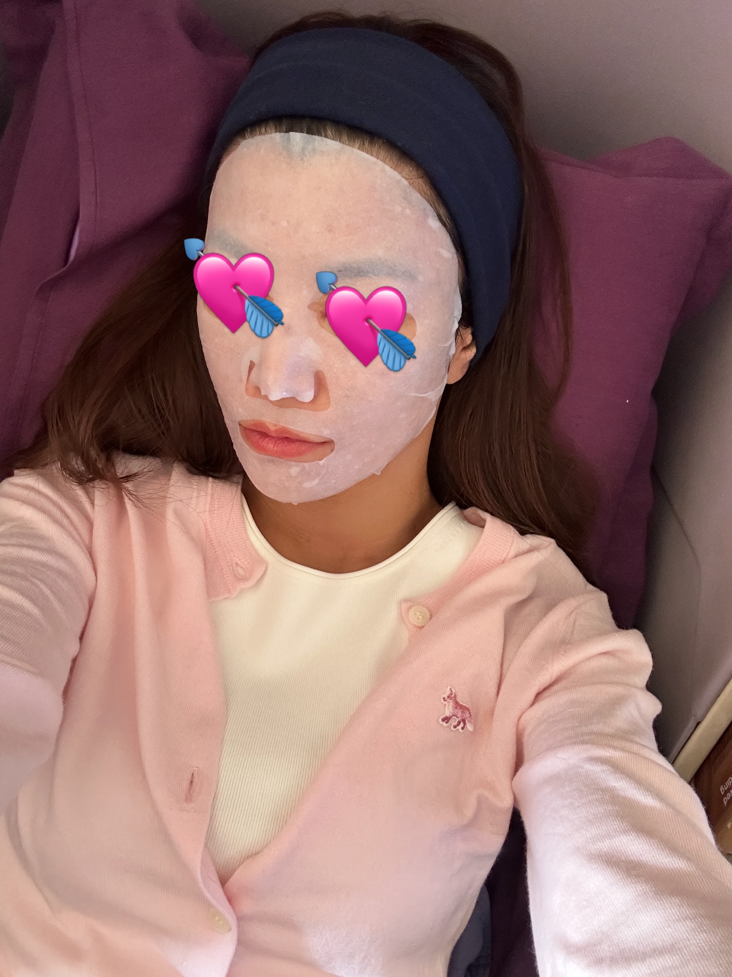 เอมมี่ - มรกต กิตติสาระ